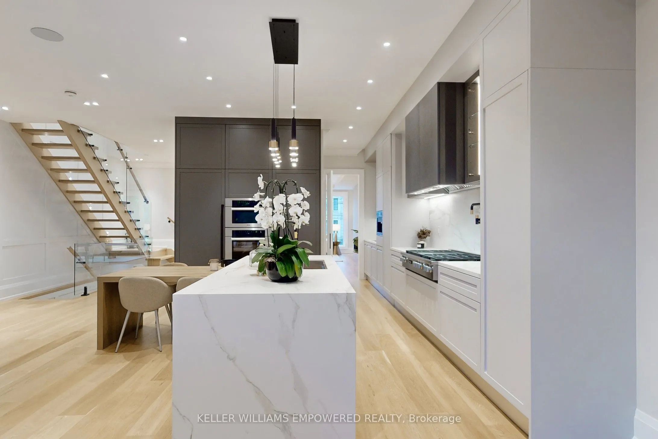 127 Joicey Boulevard