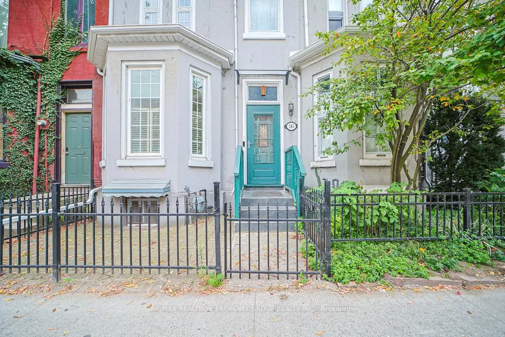 141 Gerrard Street E
