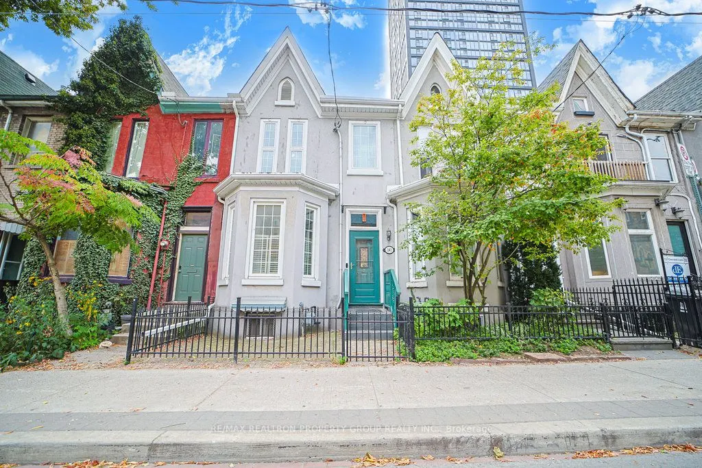 141 Gerrard Street E