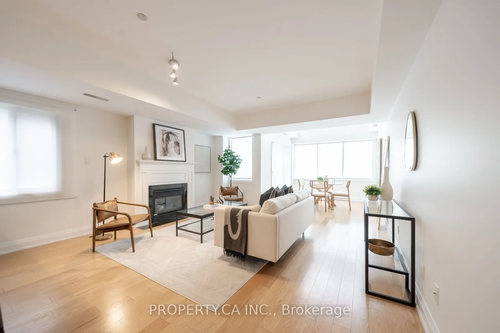 473 Dupont Street, #1