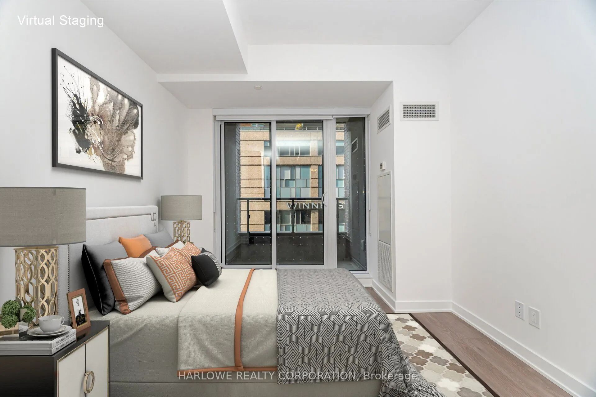 543 Richmond Street W, #406