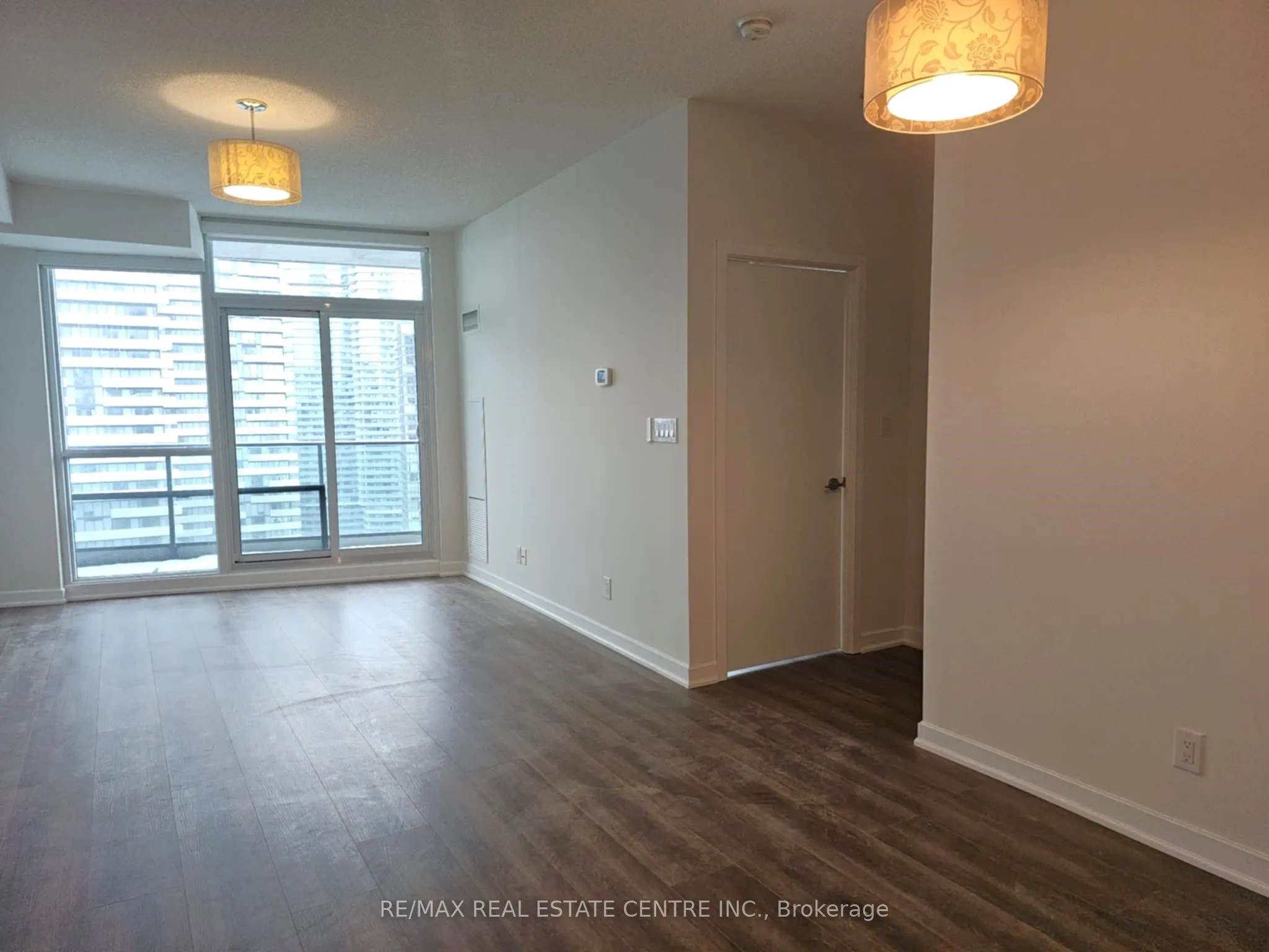 33 Bay Street, #4602