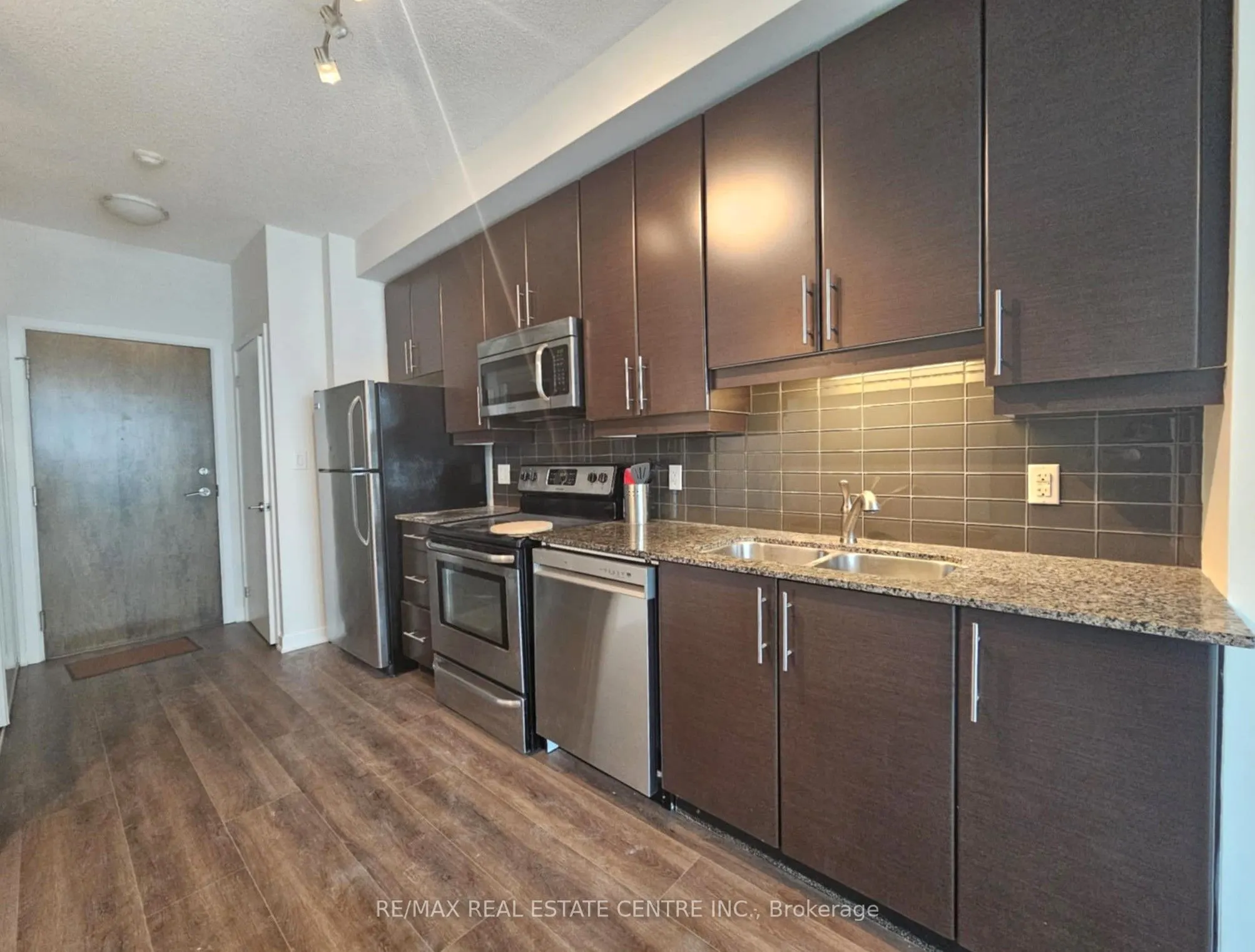33 Bay Street, #4602