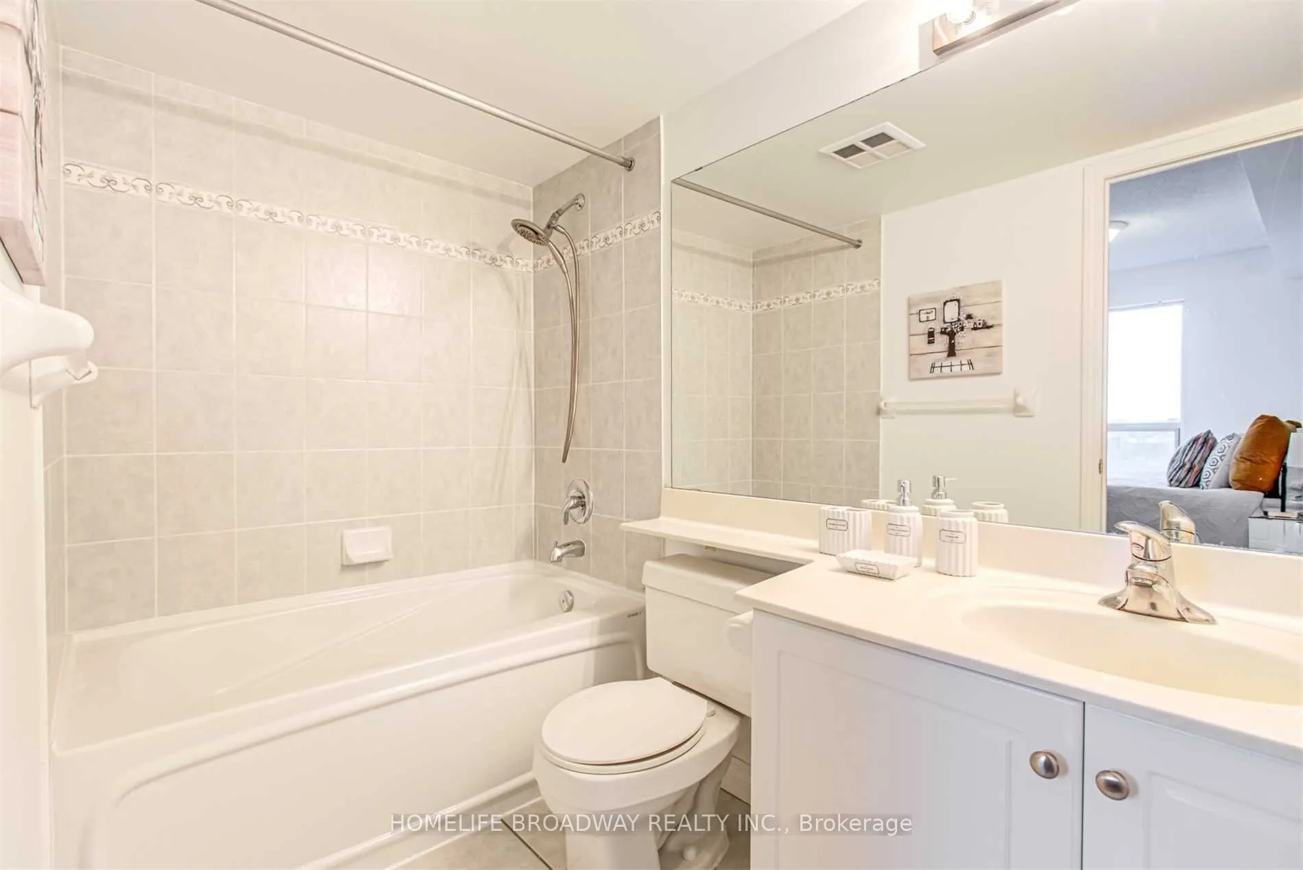 7 Lorraine Drive, #802