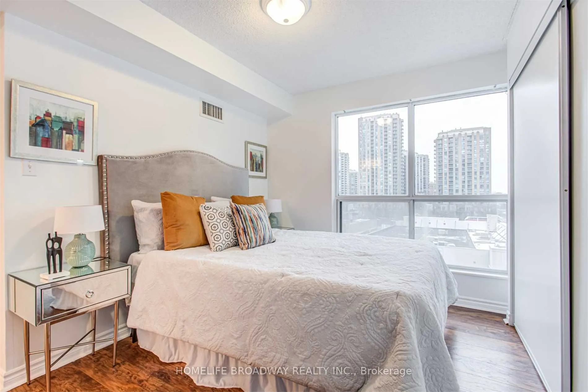 7 Lorraine Drive, #802