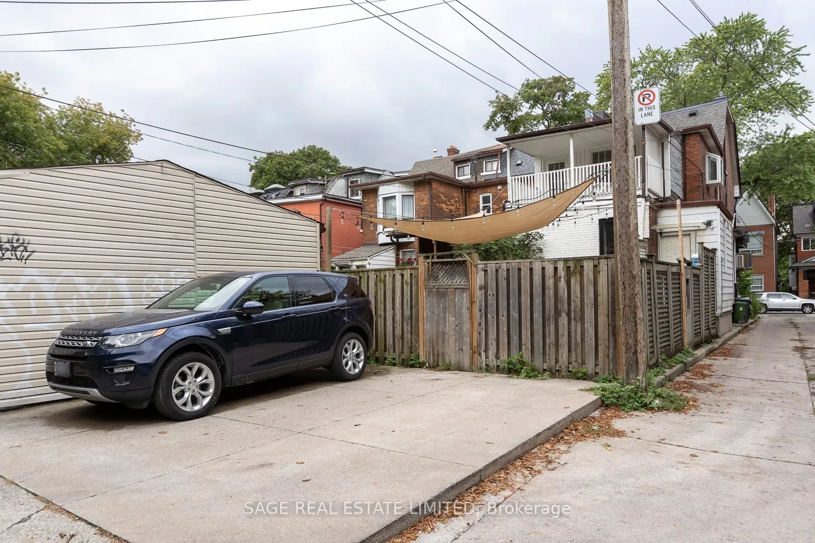 685 Euclid Avenue, #UPPER