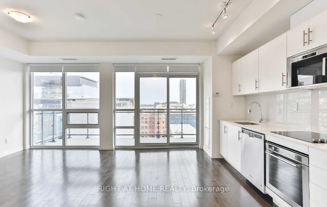 460 Adelaide Street E, #1529