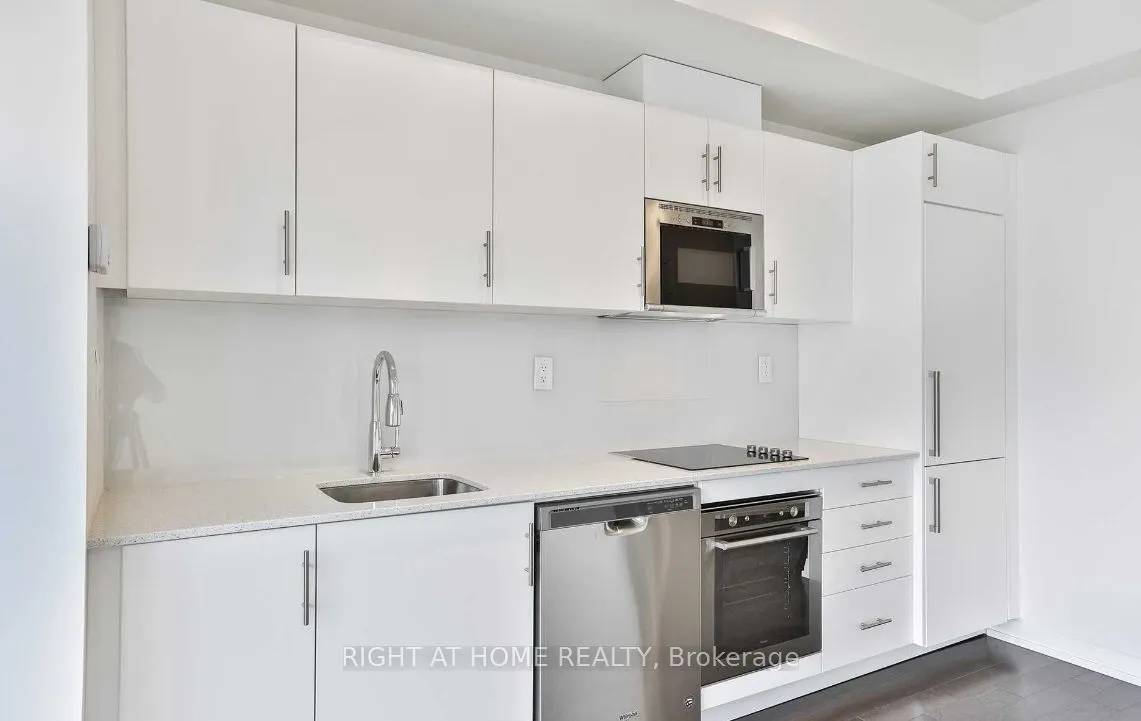 460 Adelaide Street E, #1529