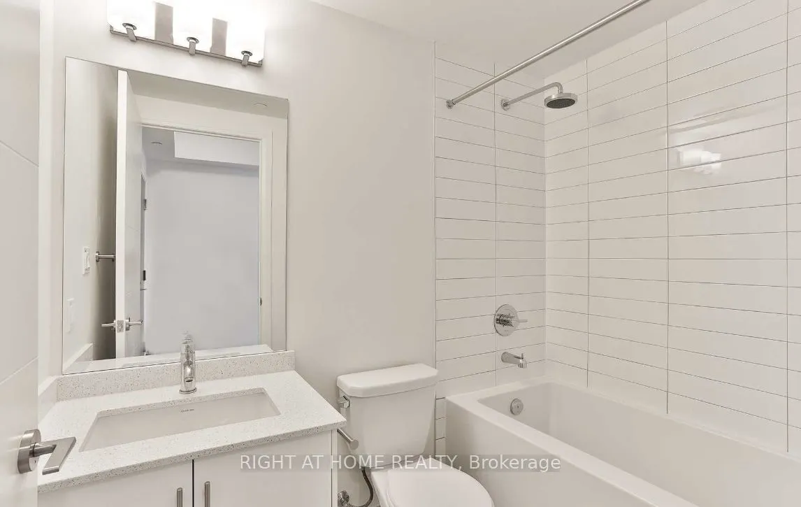 460 Adelaide Street E, #1529