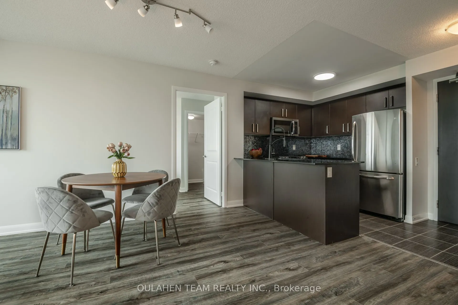 17 Anndale Drive, #1509