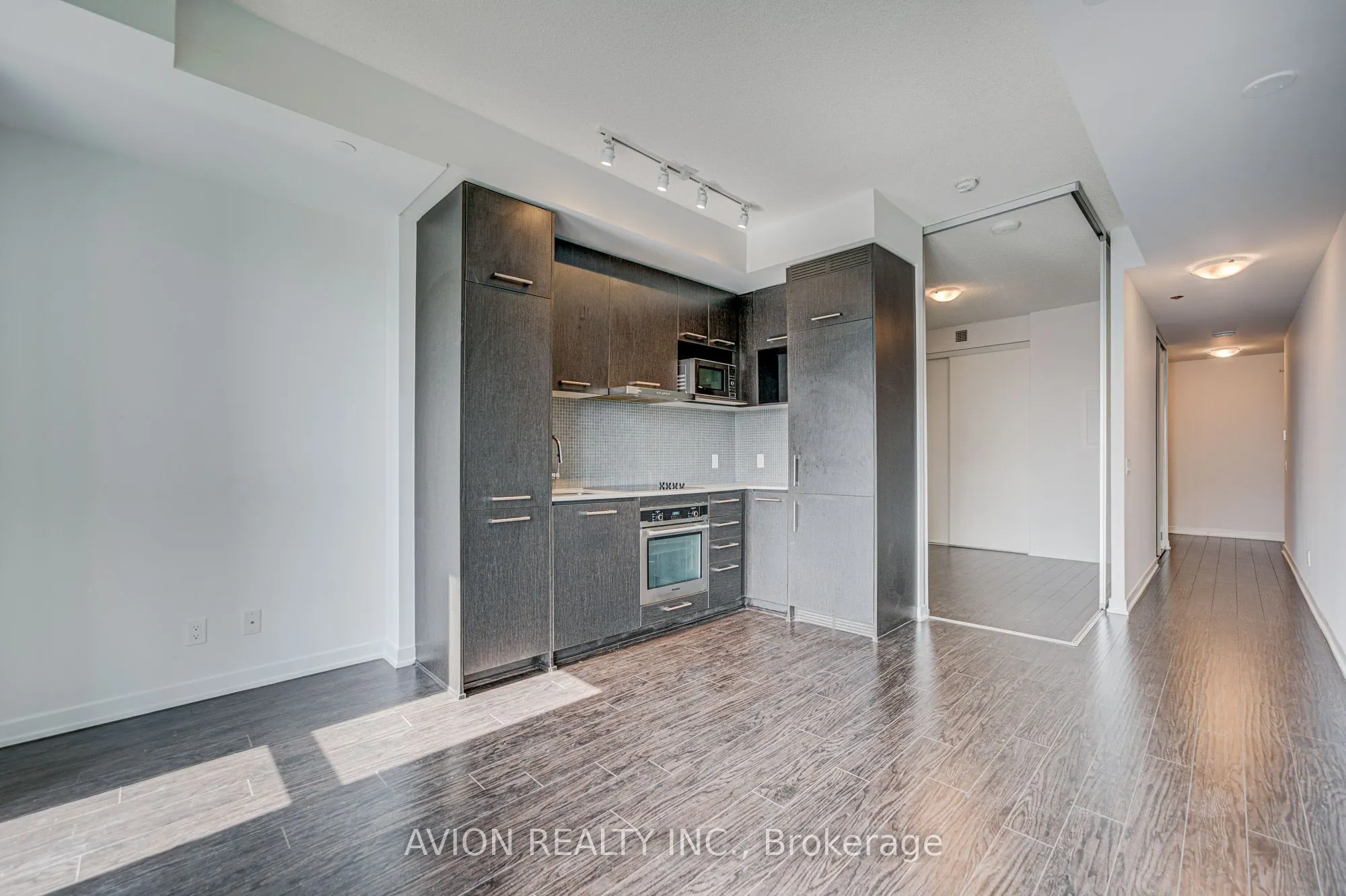 87 Peter Street, #3403