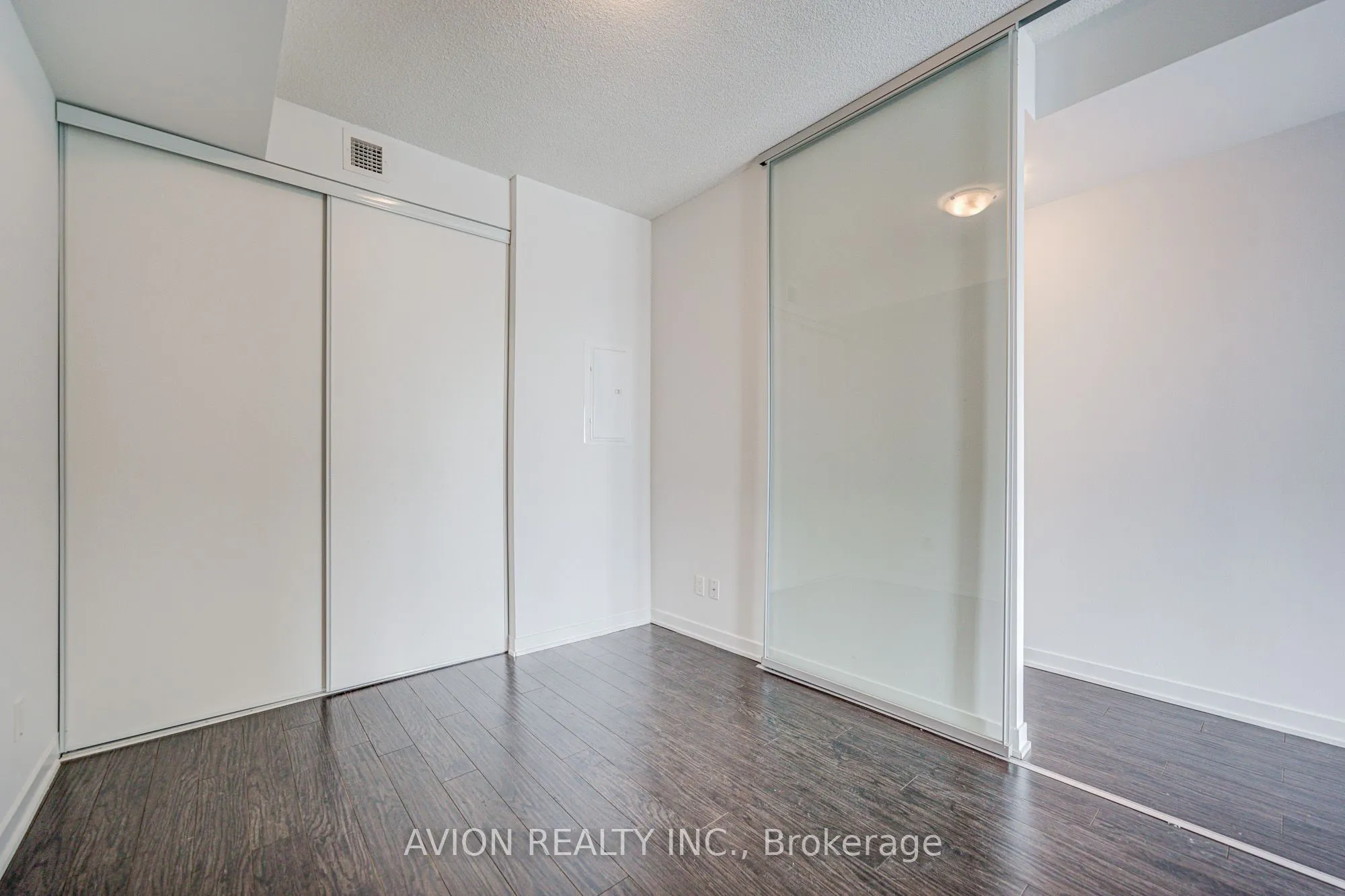 87 Peter Street, #3403