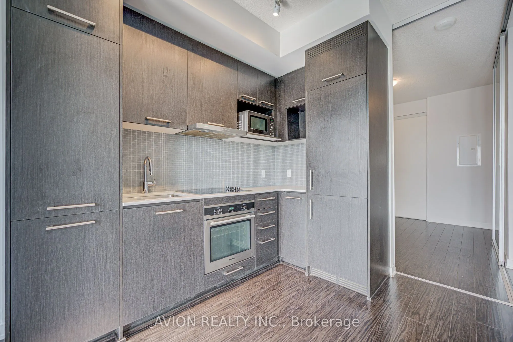 87 Peter Street, #3403