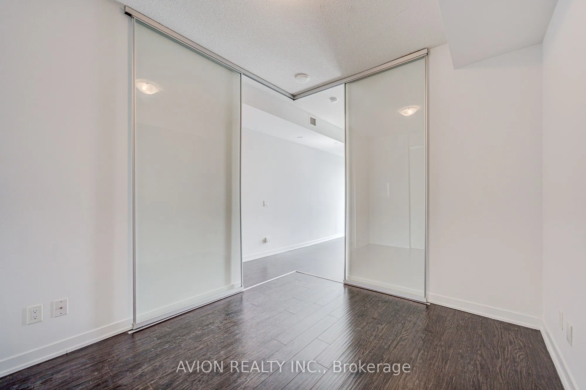 87 Peter Street, #3403