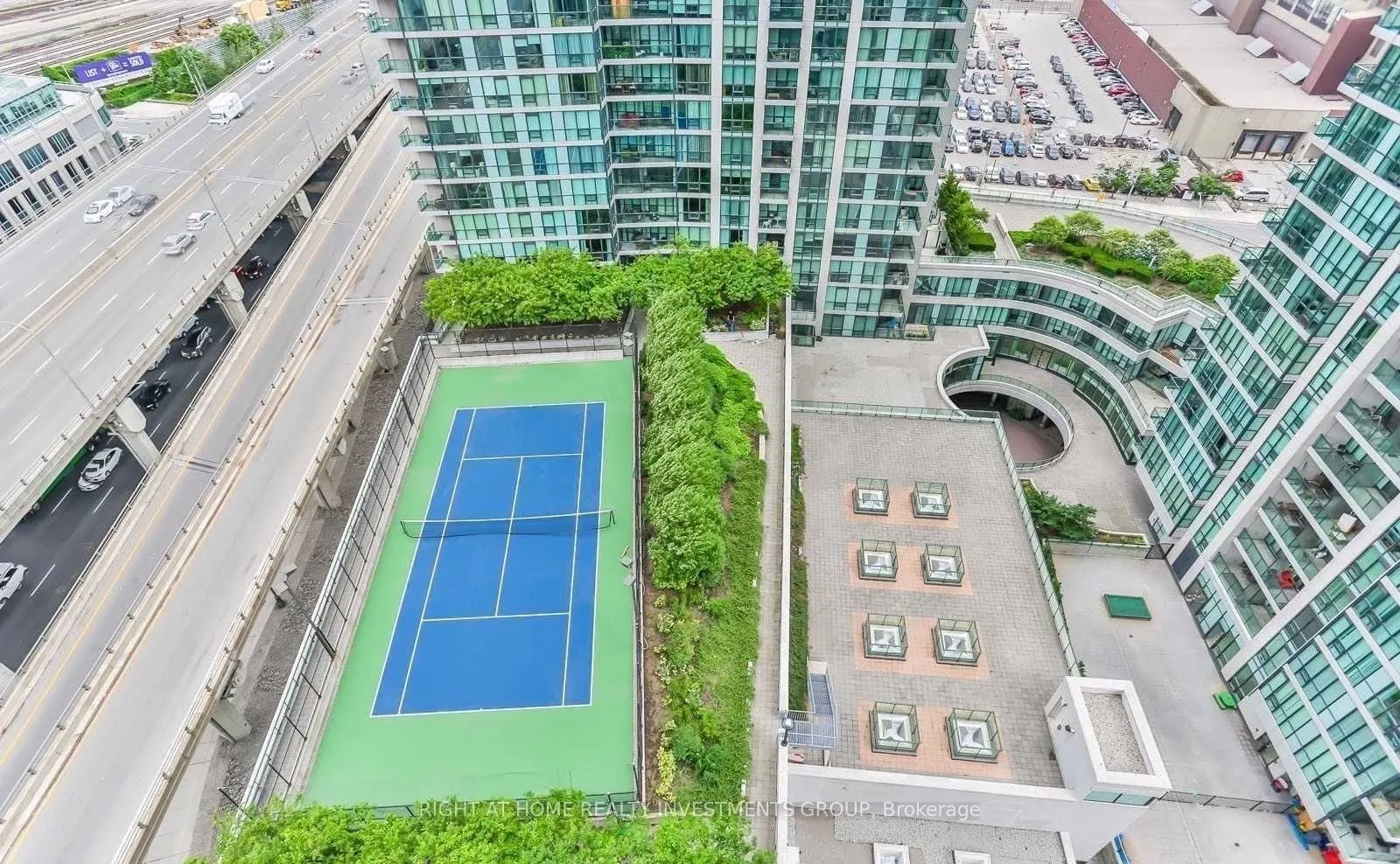 12 Yonge Street, #2606