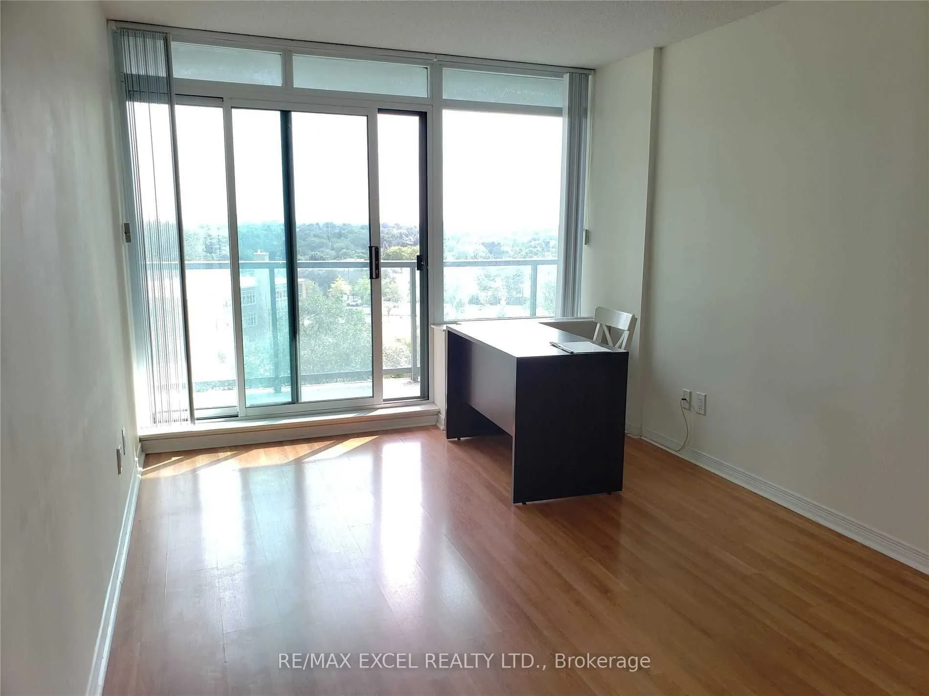 5500 Yonge Street, #606