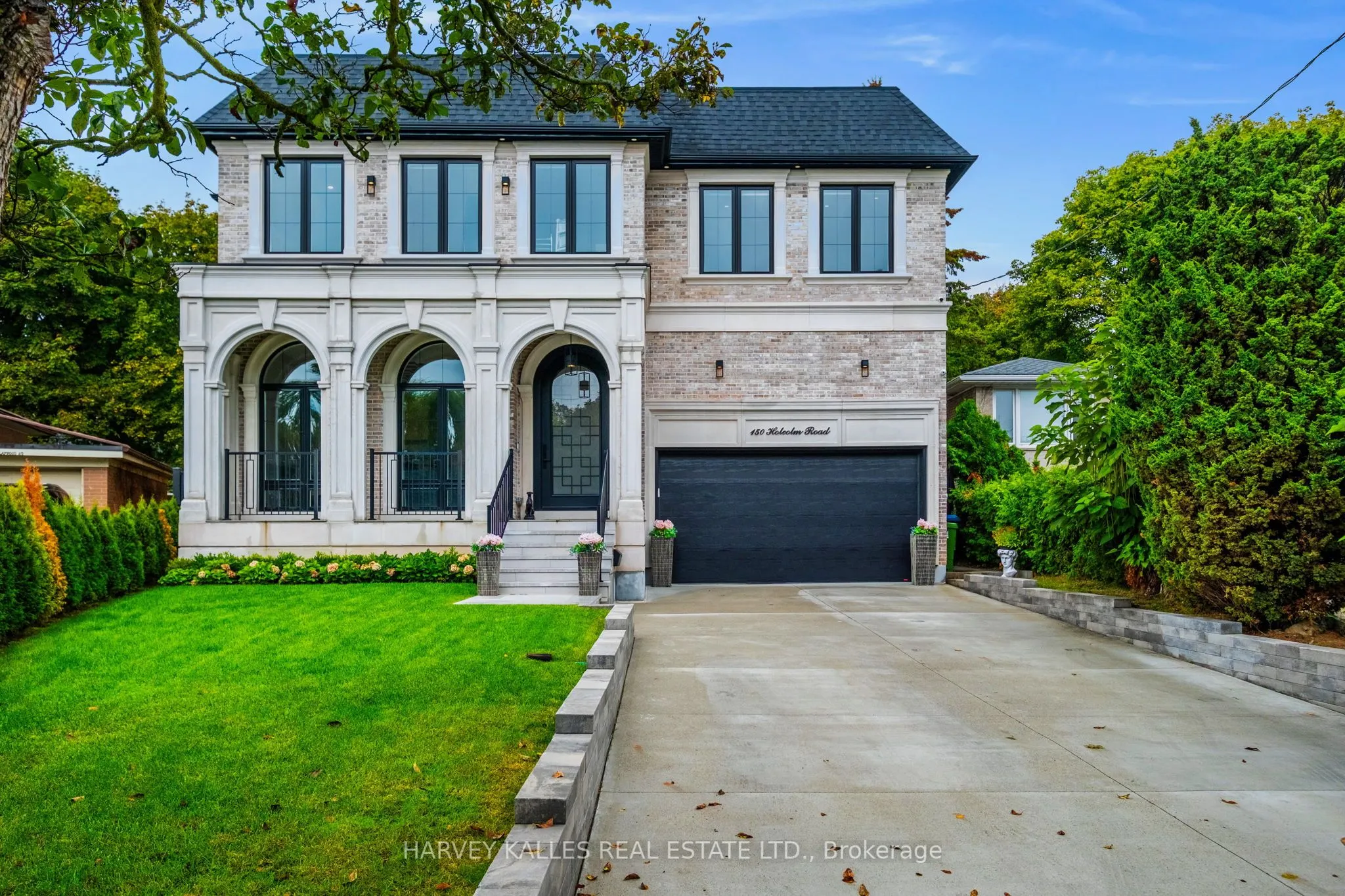 150 Holcolm Road