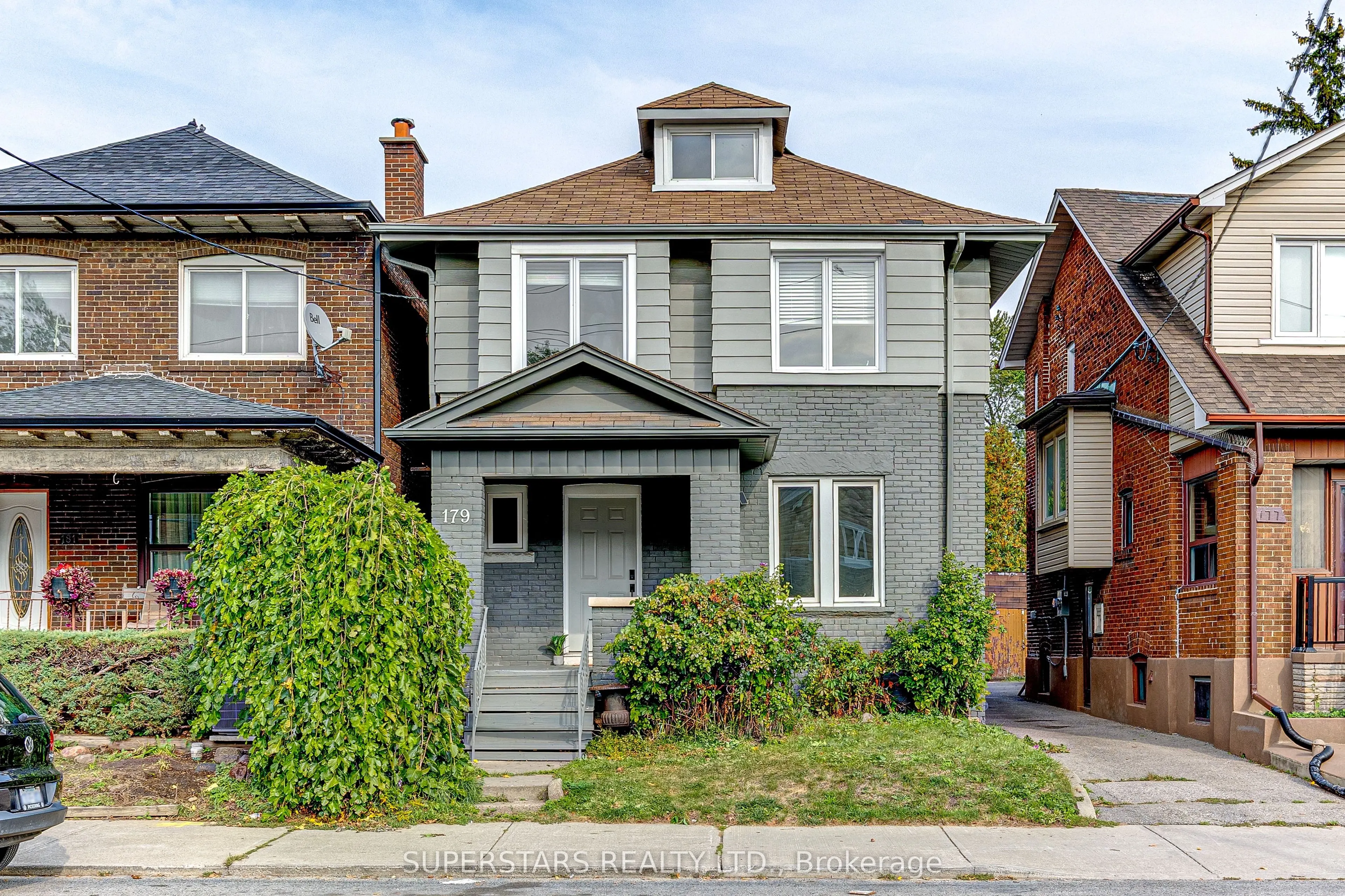 179 Oakwood Avenue