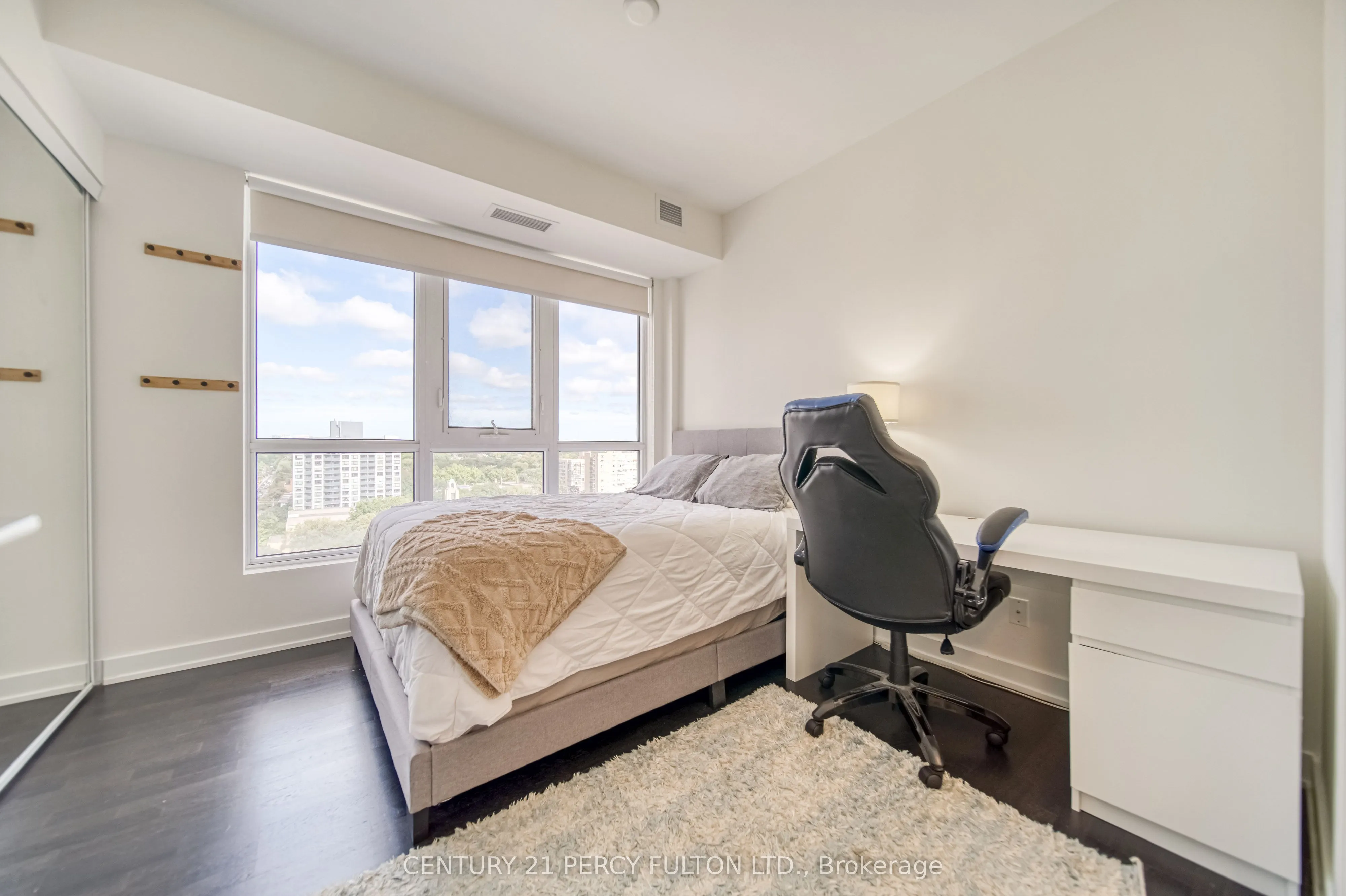501 St. Clair Avenue W, #1211