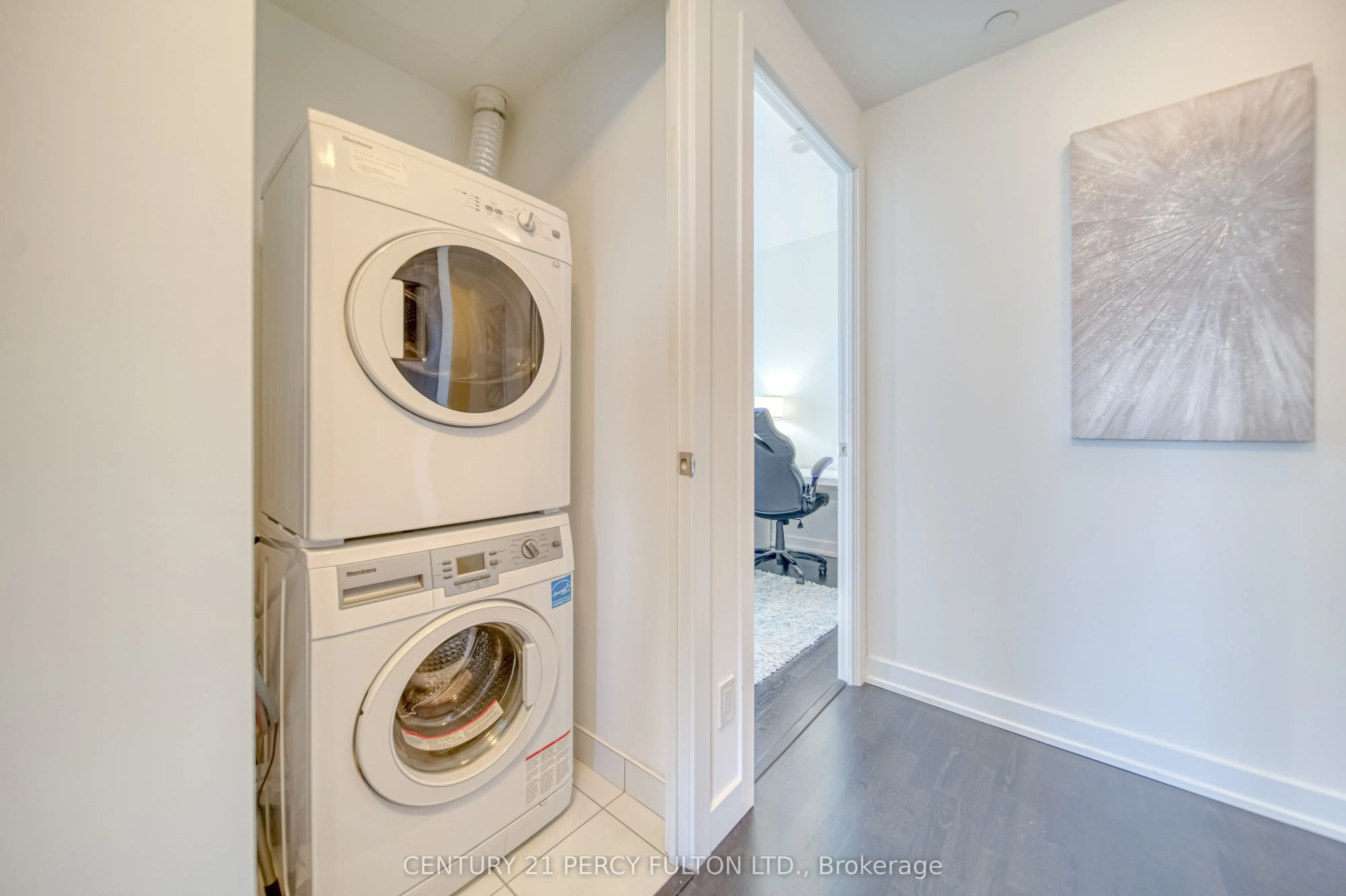 501 St. Clair Avenue W, #1211