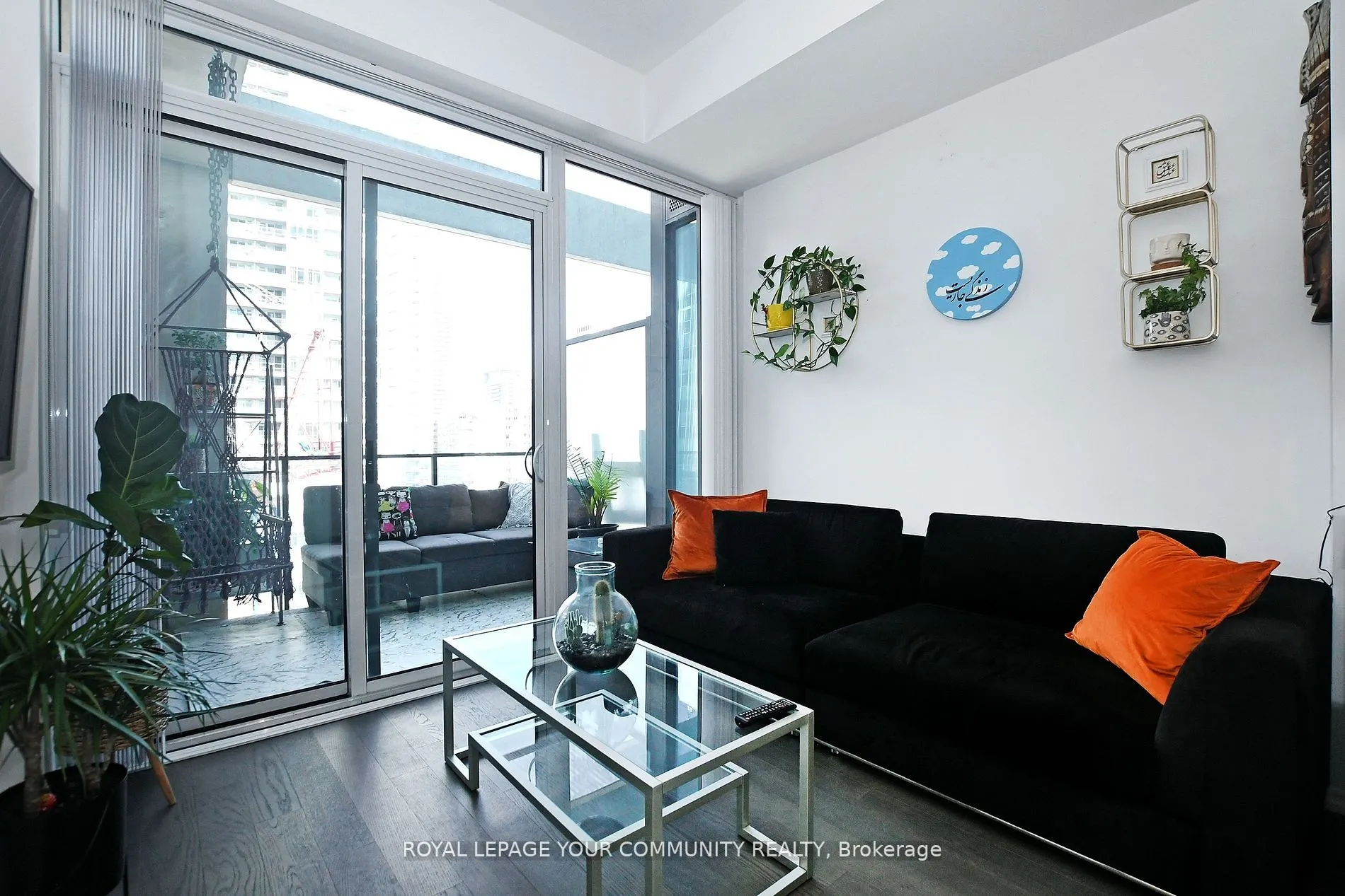 5 Soudan Avenue, #1511