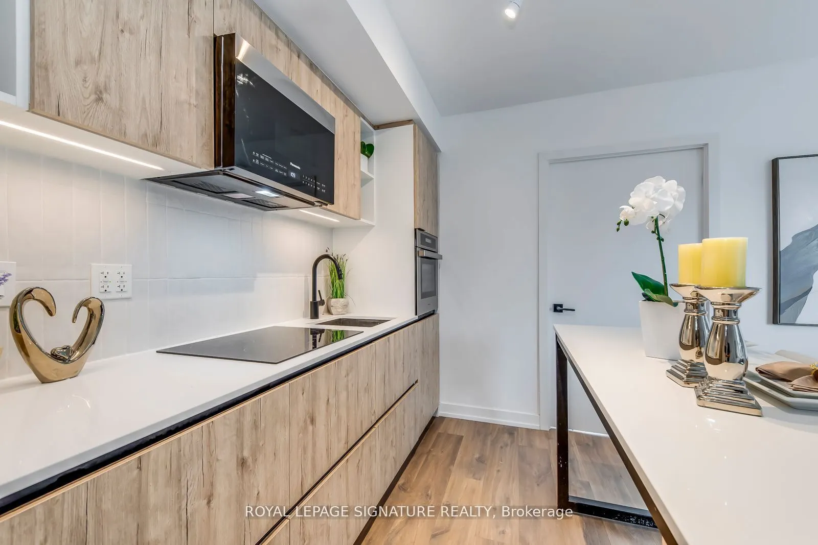 2 Augusta Avenue, #1003