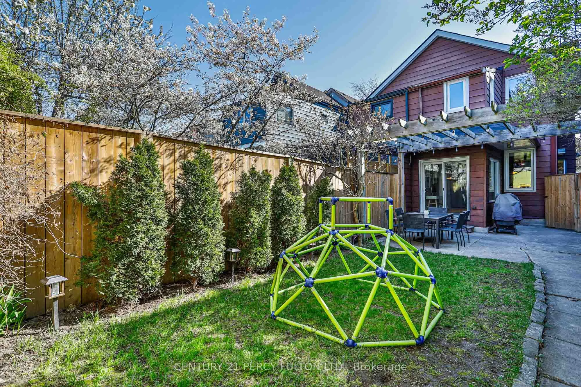 536 Crawford Street