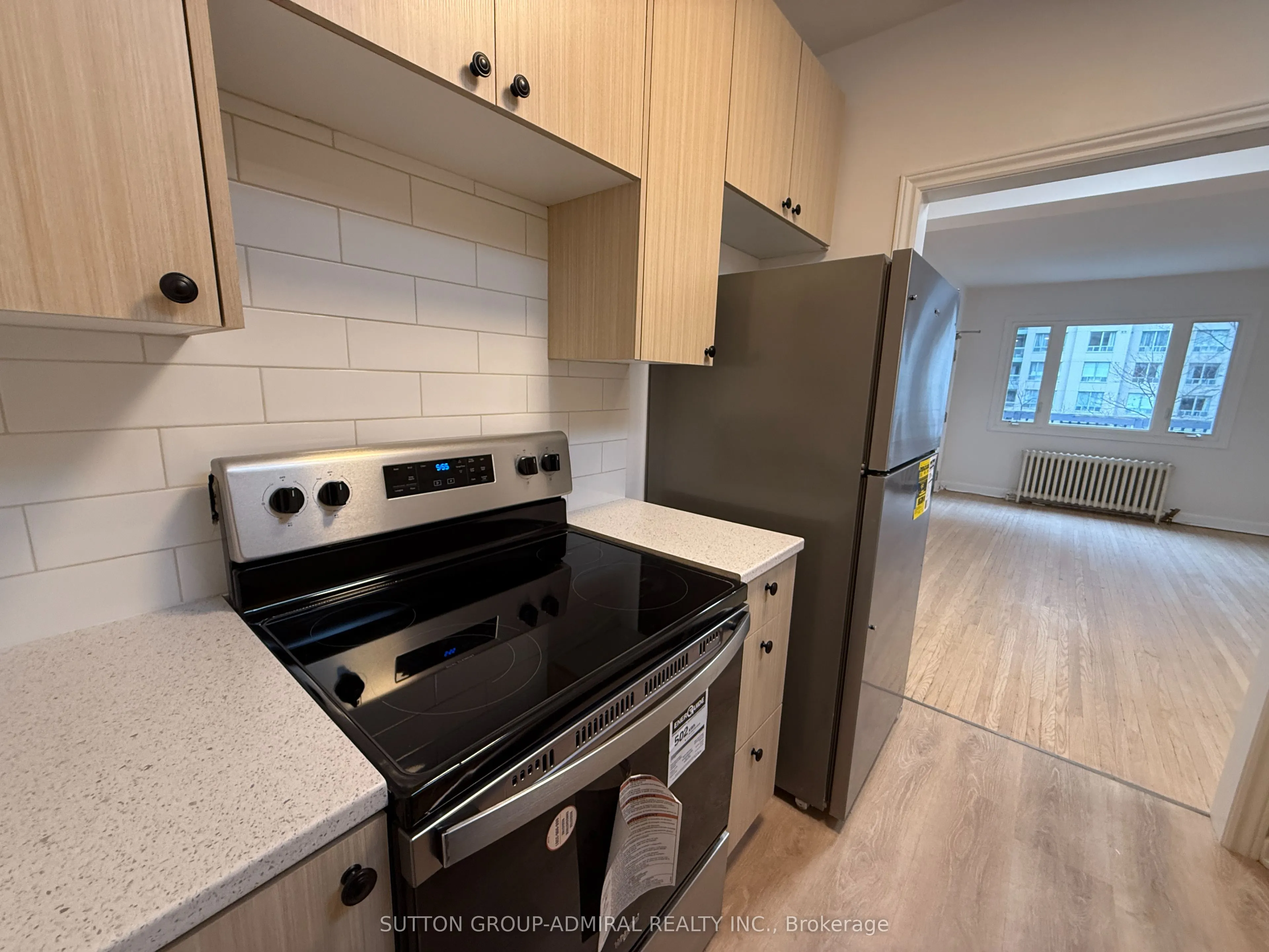 5175 Yonge Street, #202