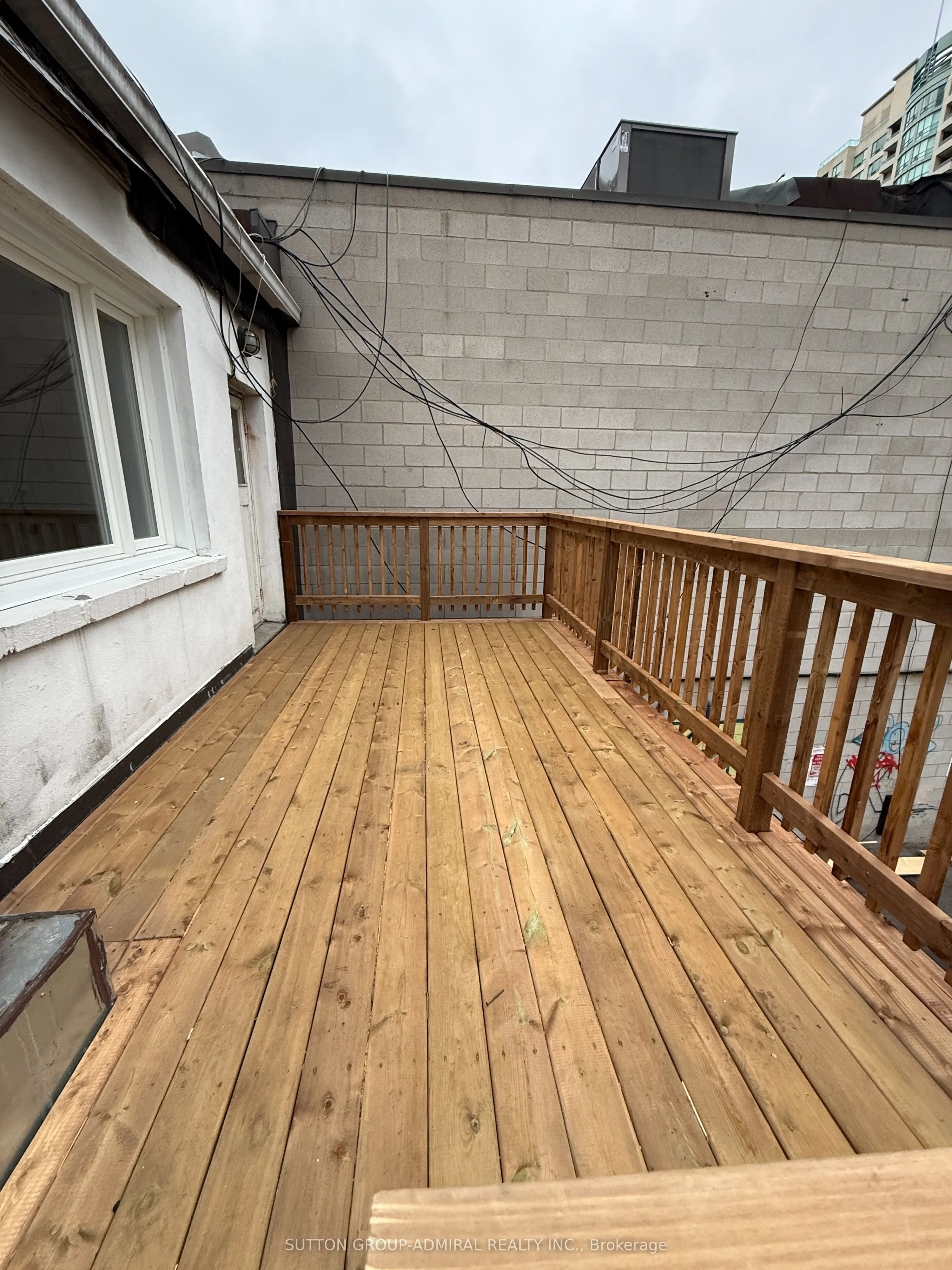 5175 Yonge Street, #202