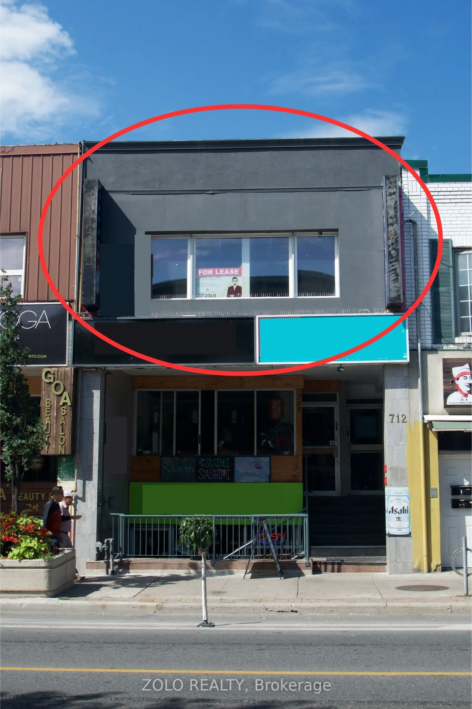 712 Bloor Street W, #1