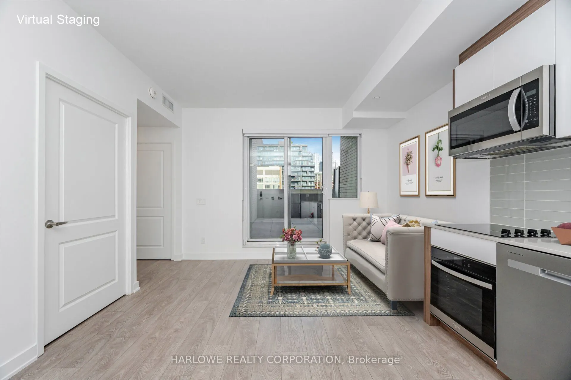 543 Richmond Street W, #614