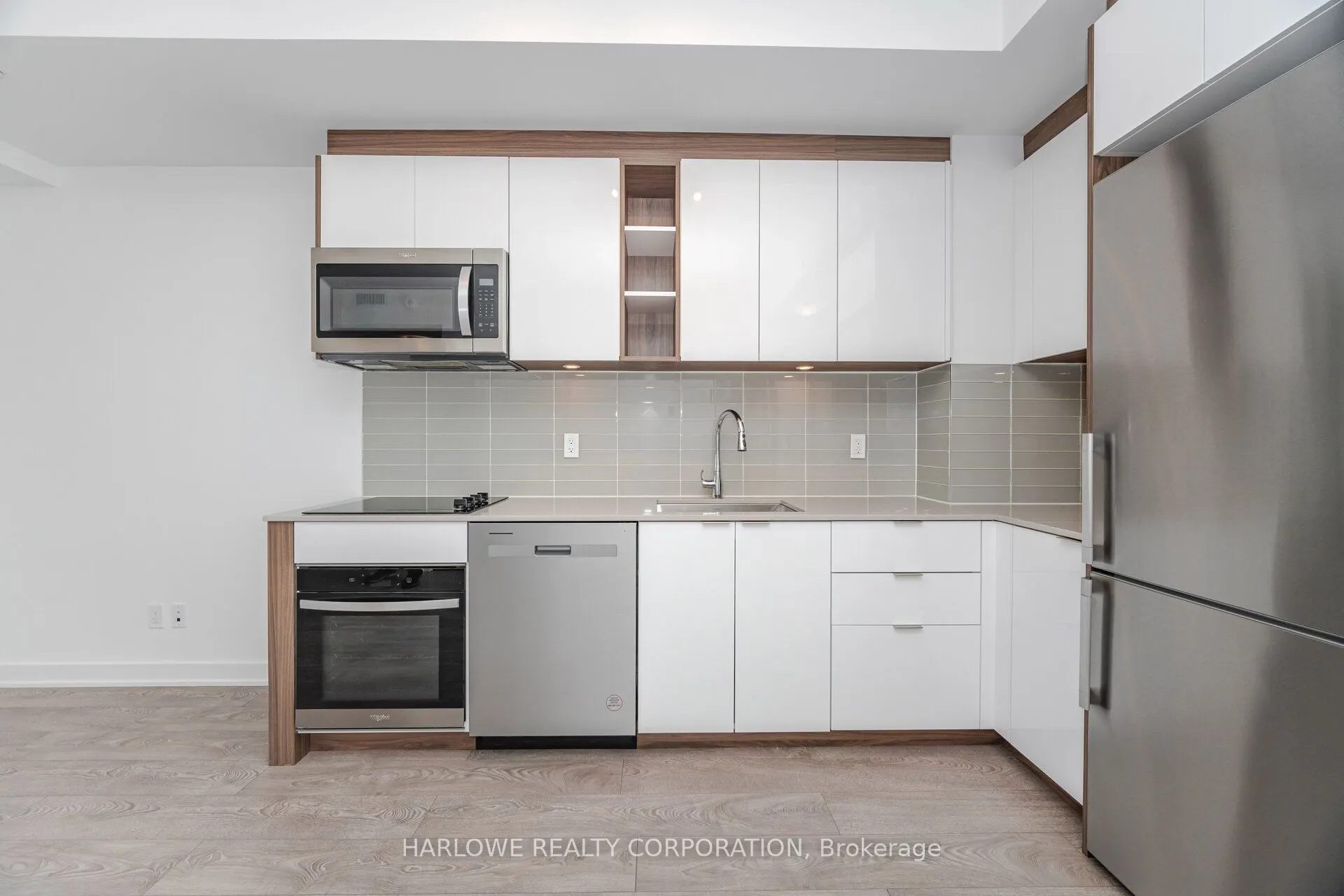 543 Richmond Street W, #614