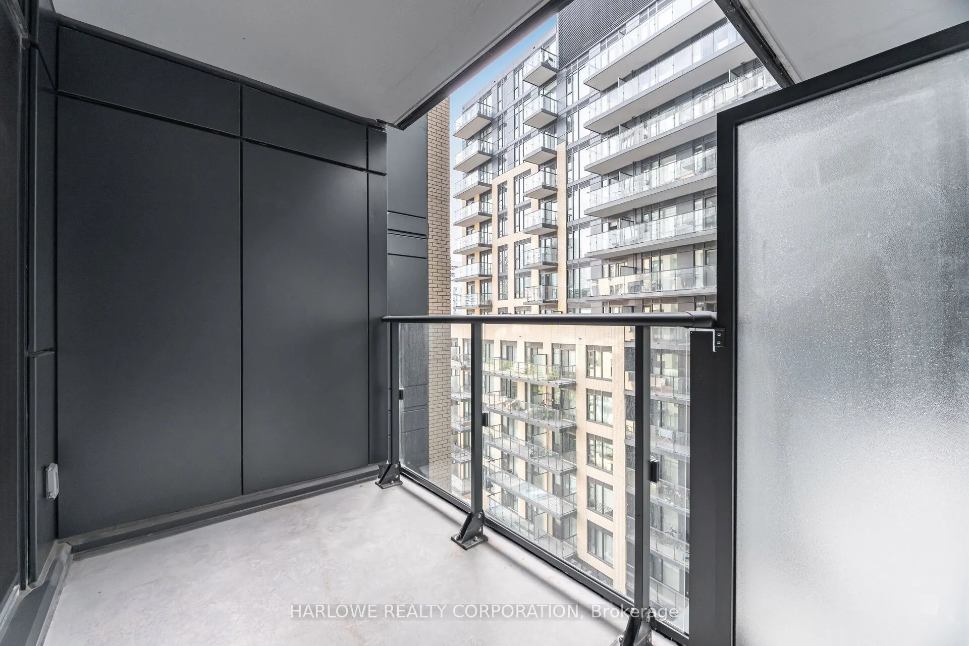 543 Richmond Street W, #815