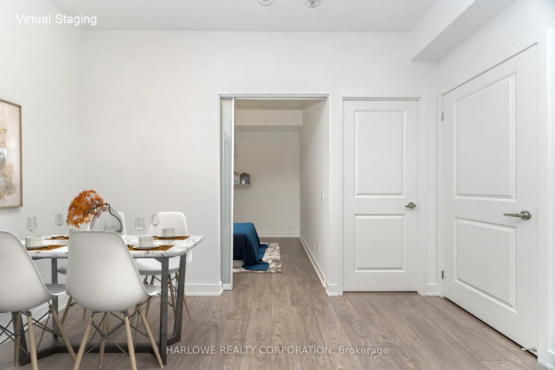 543 Richmond Street W, #815