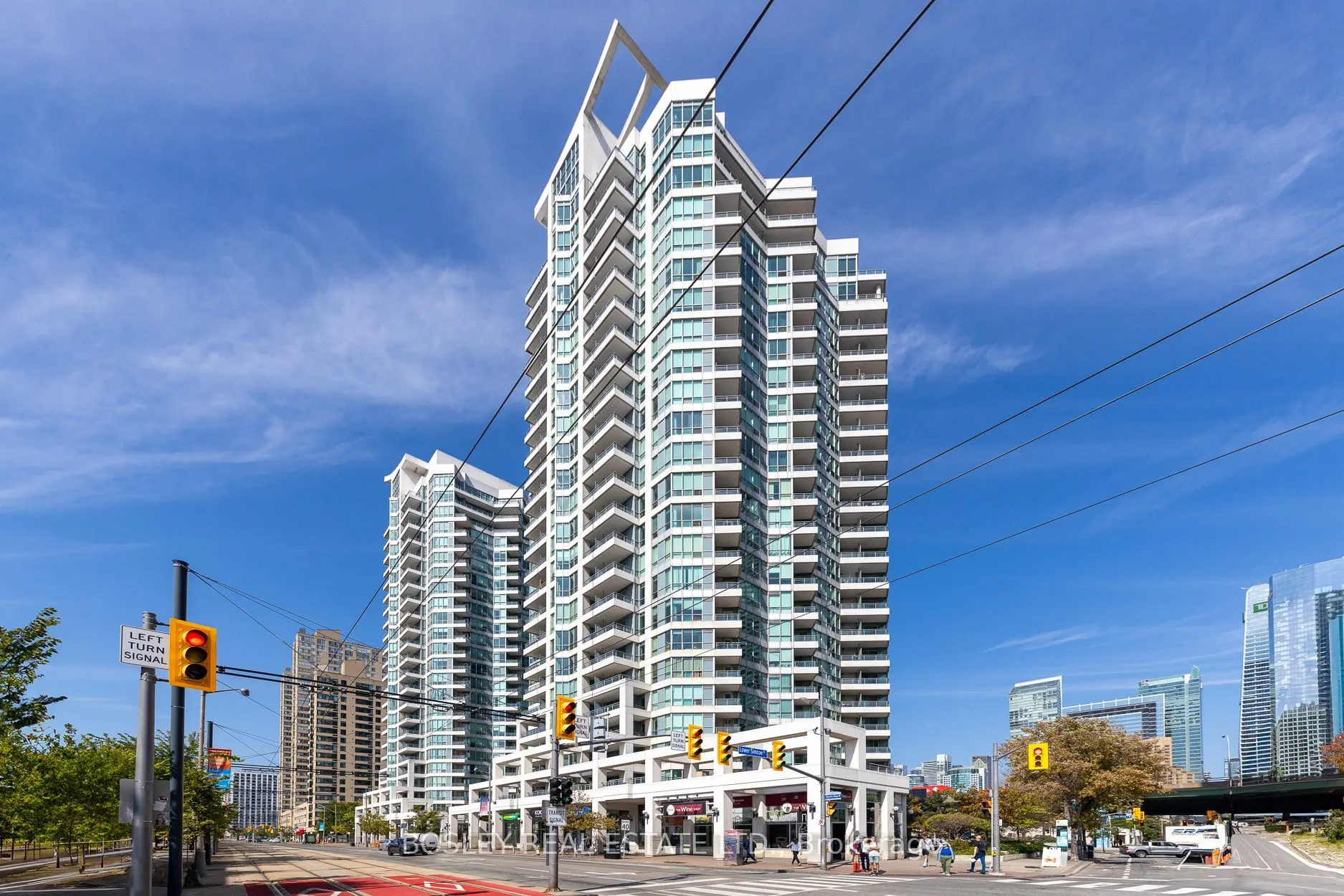 228 Queens Quay W, #2508