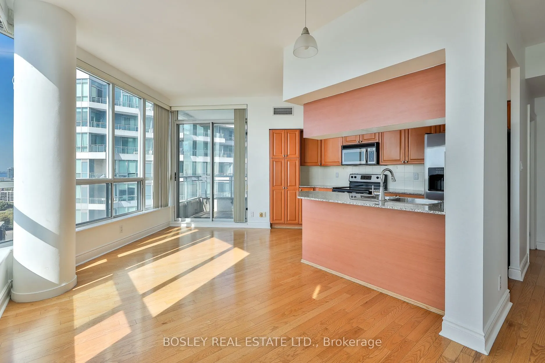 228 Queens Quay W, #2508