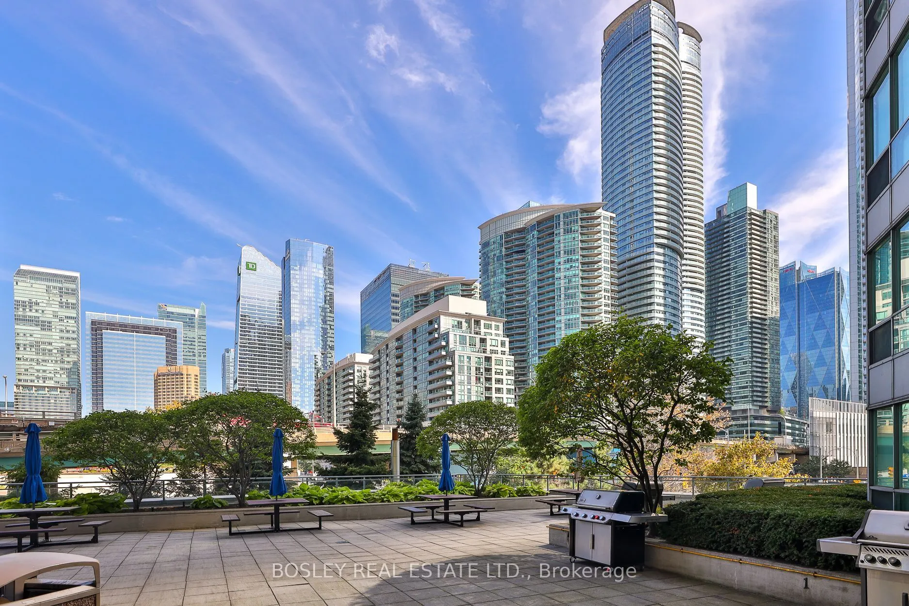 228 Queens Quay W, #2508