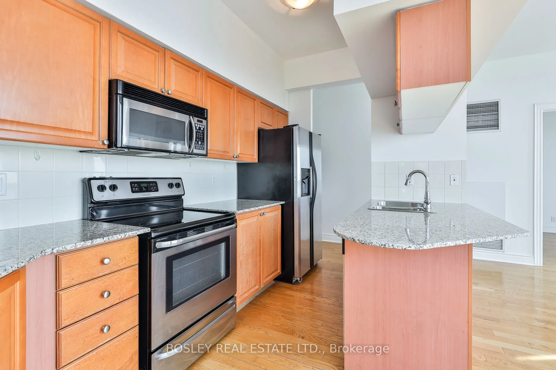 228 Queens Quay W, #2508