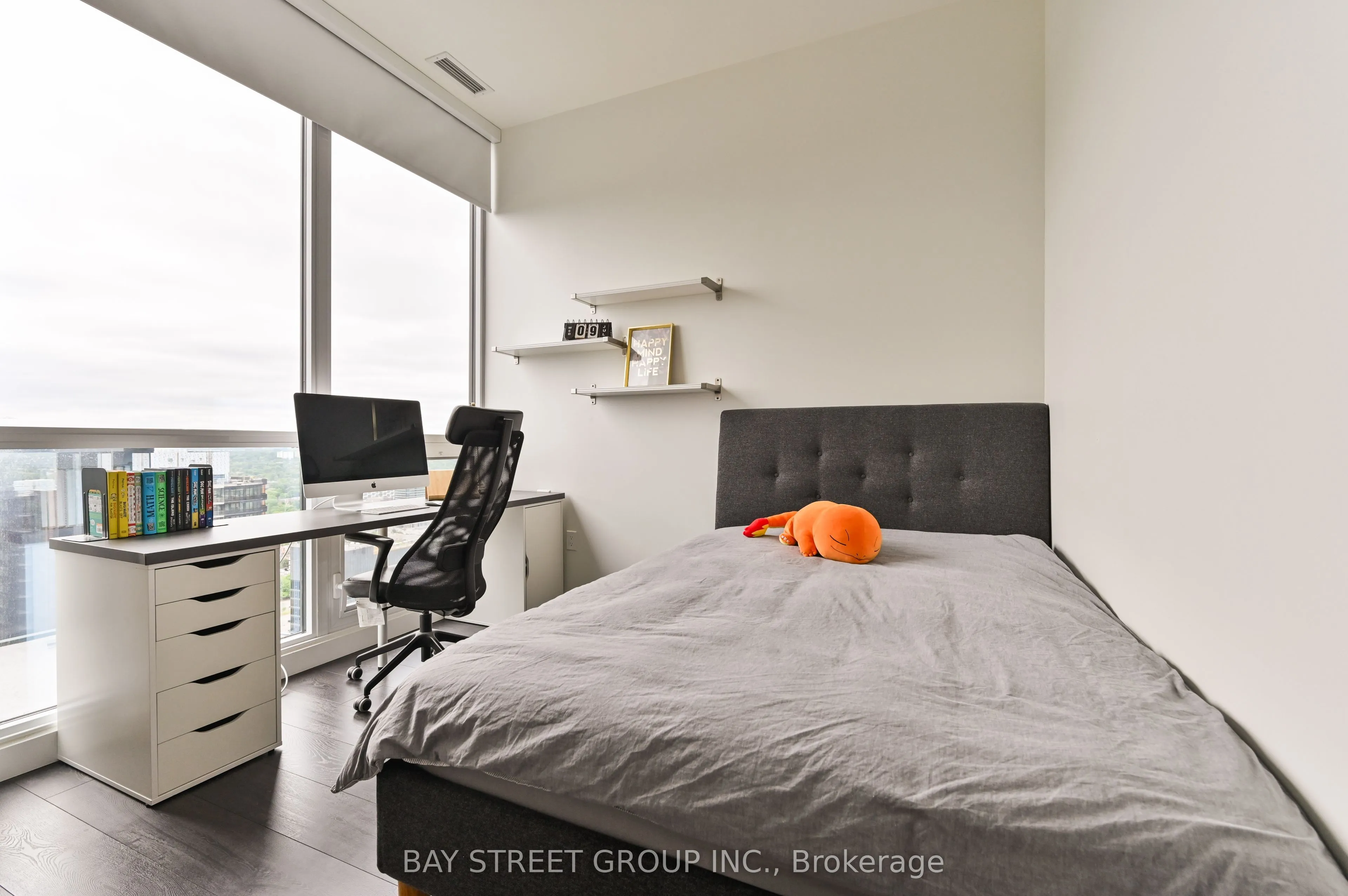 85 McMahon Drive, #3808