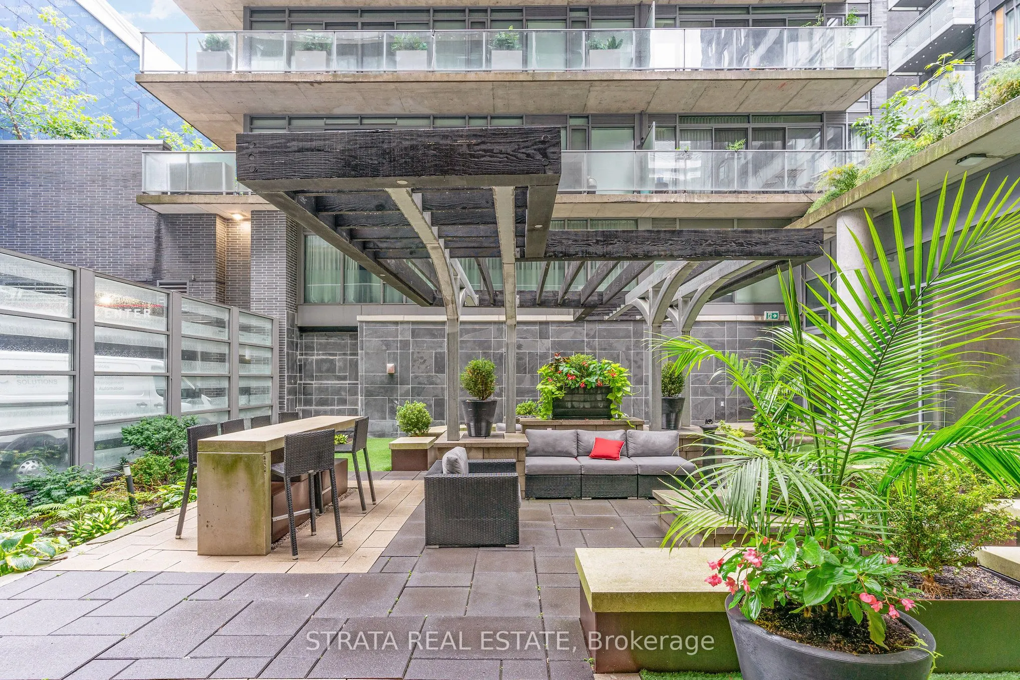 95 Bathurst Street, #615