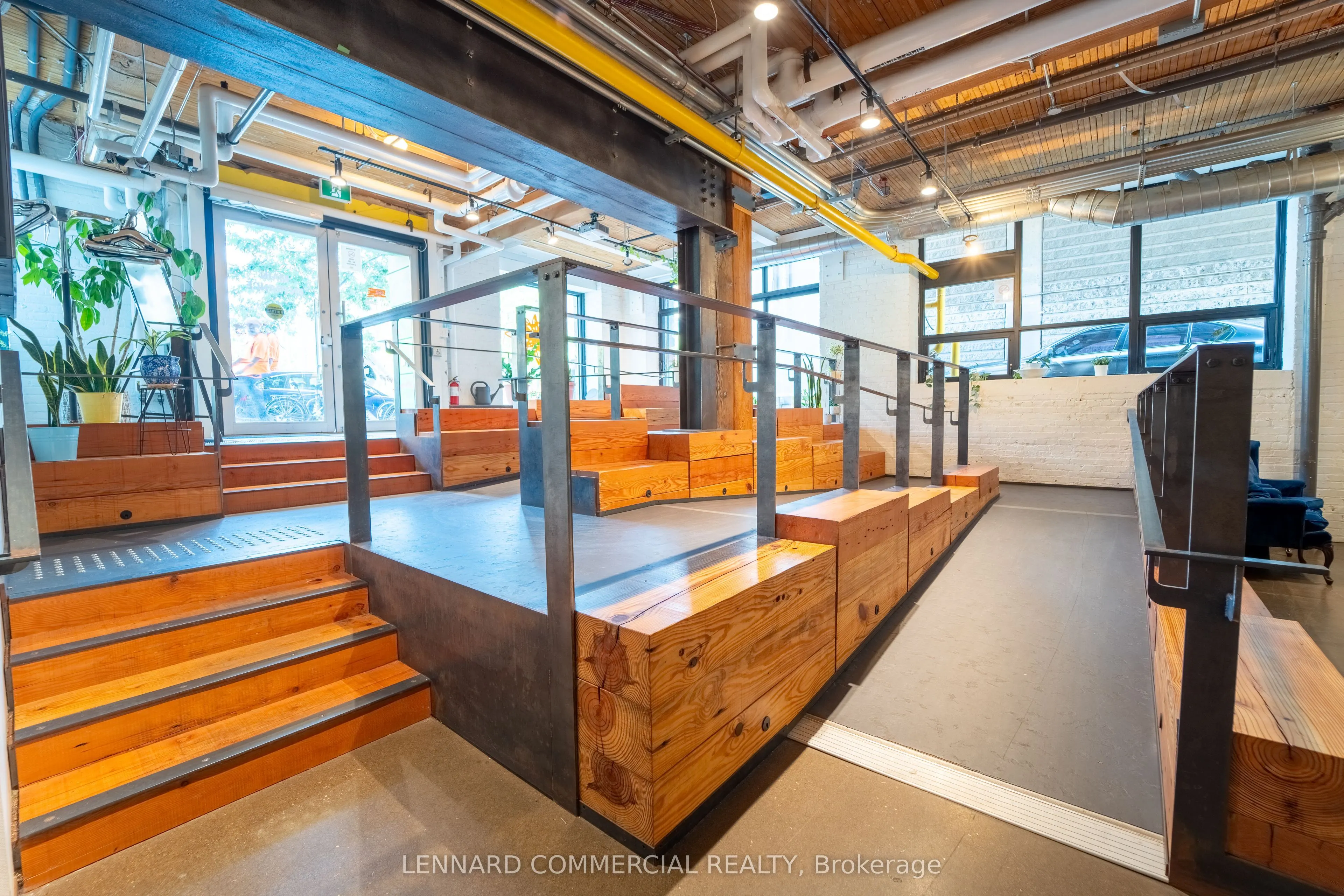 192 Spadina Avenue, #212