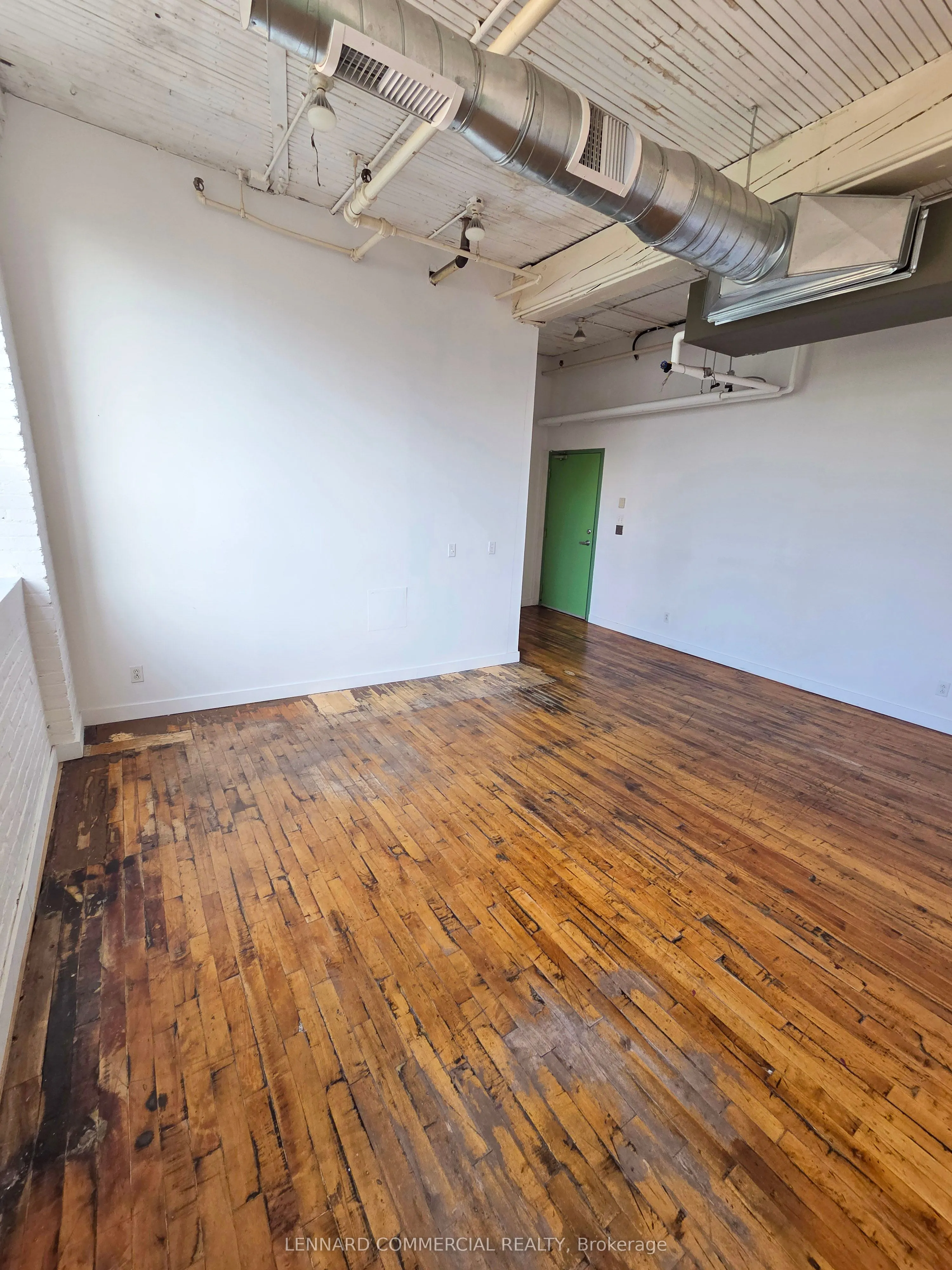 192 Spadina Avenue, #212