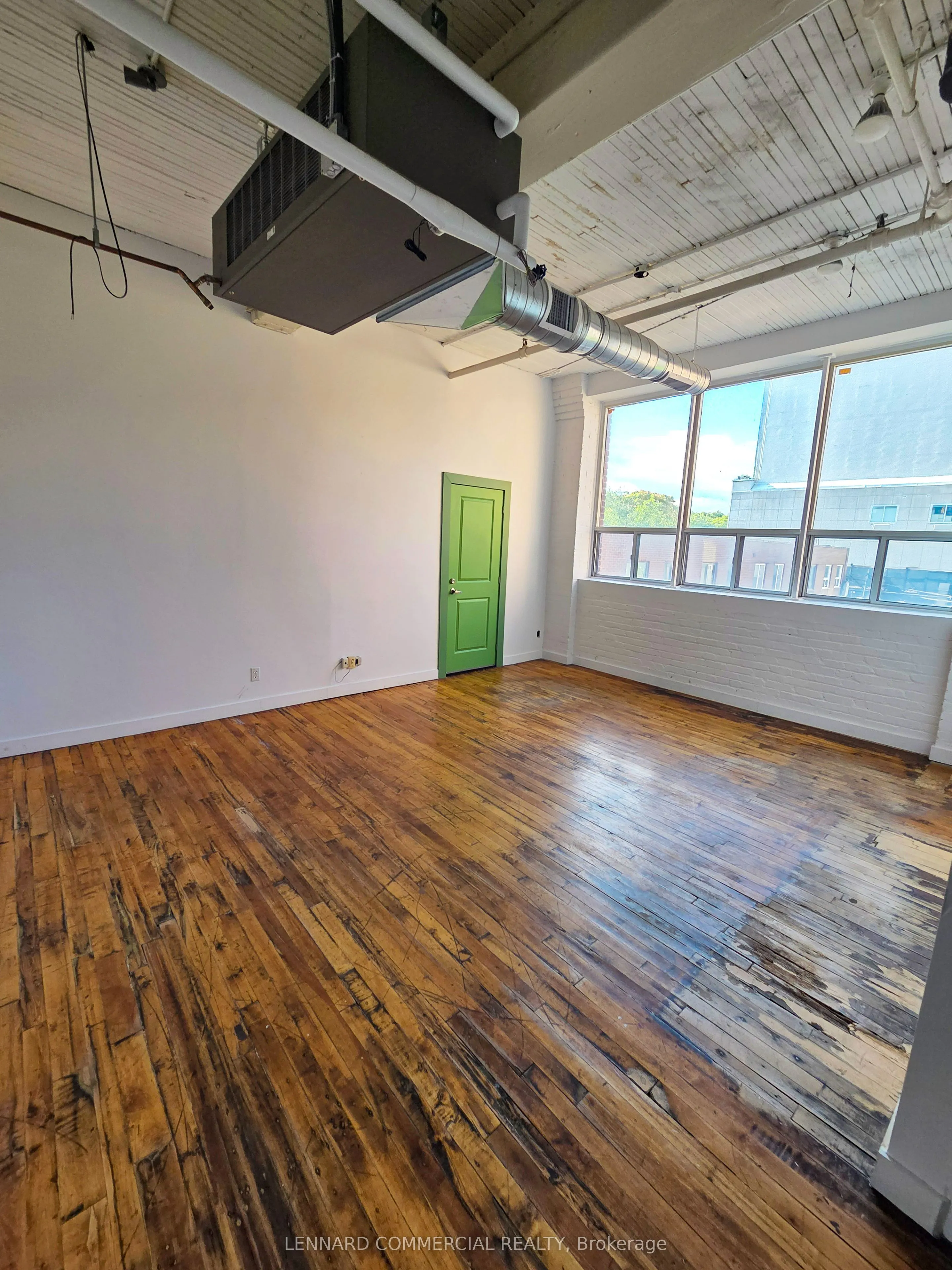 192 Spadina Avenue, #212