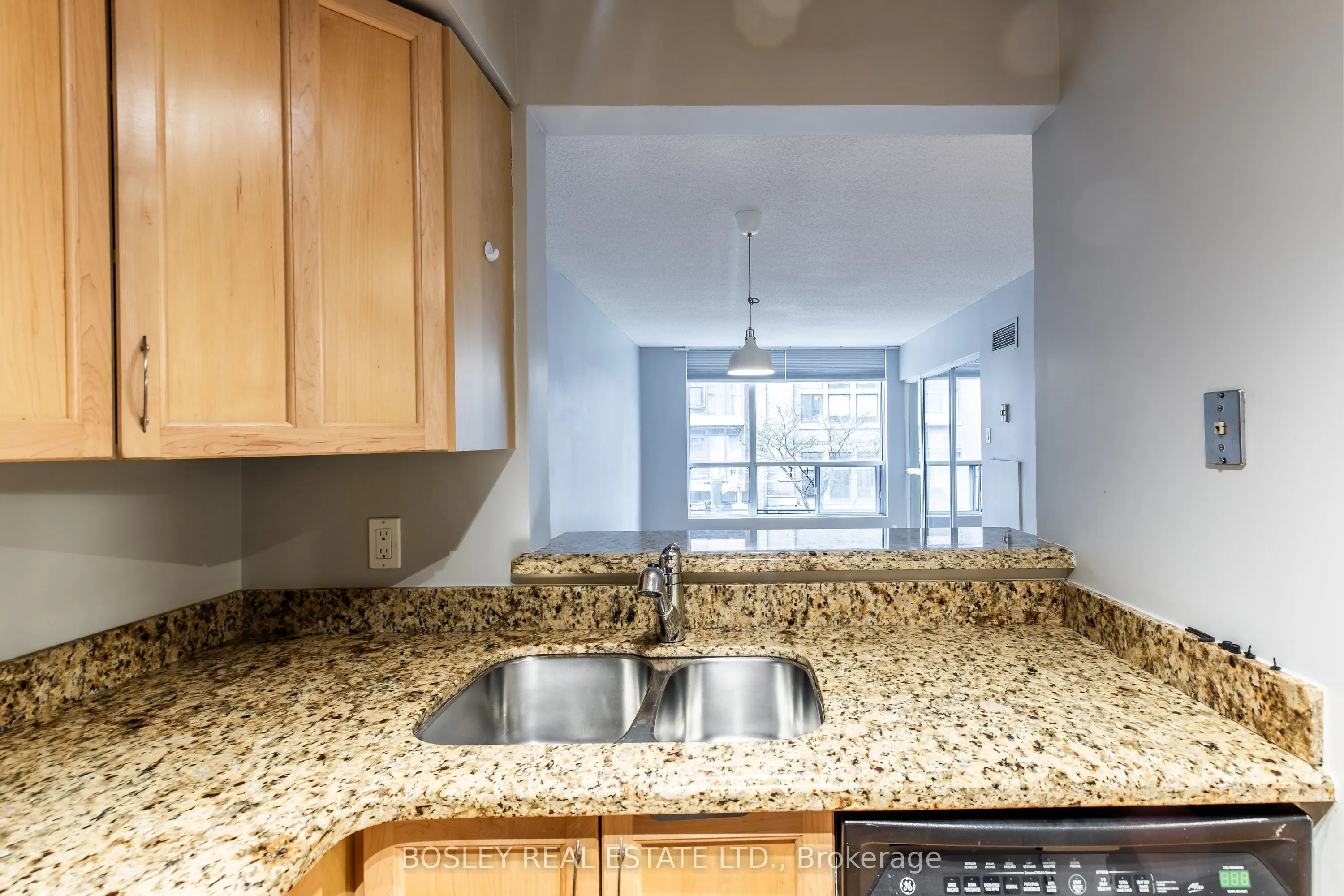 92 King Street E, #310