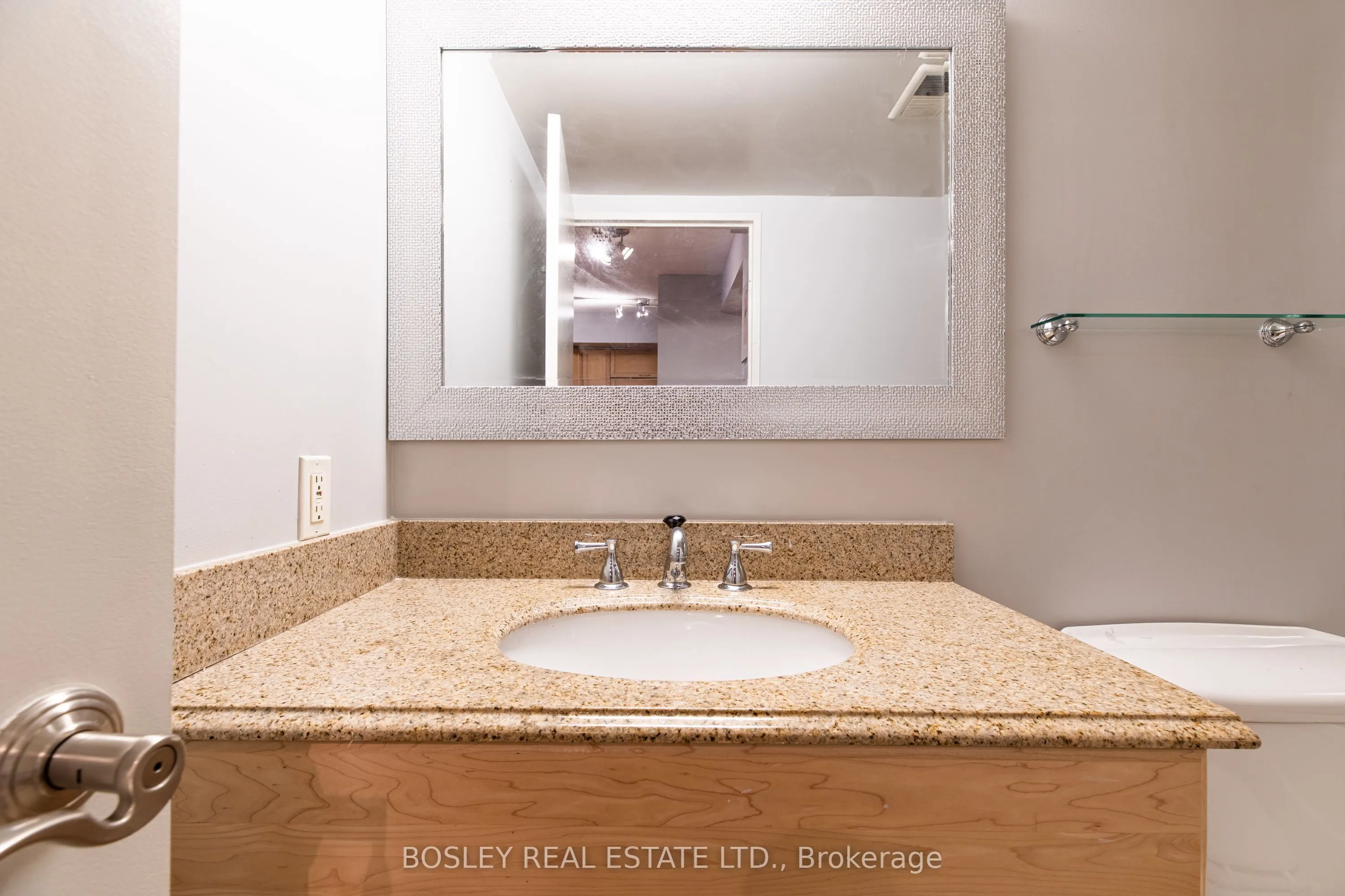 92 King Street E, #310