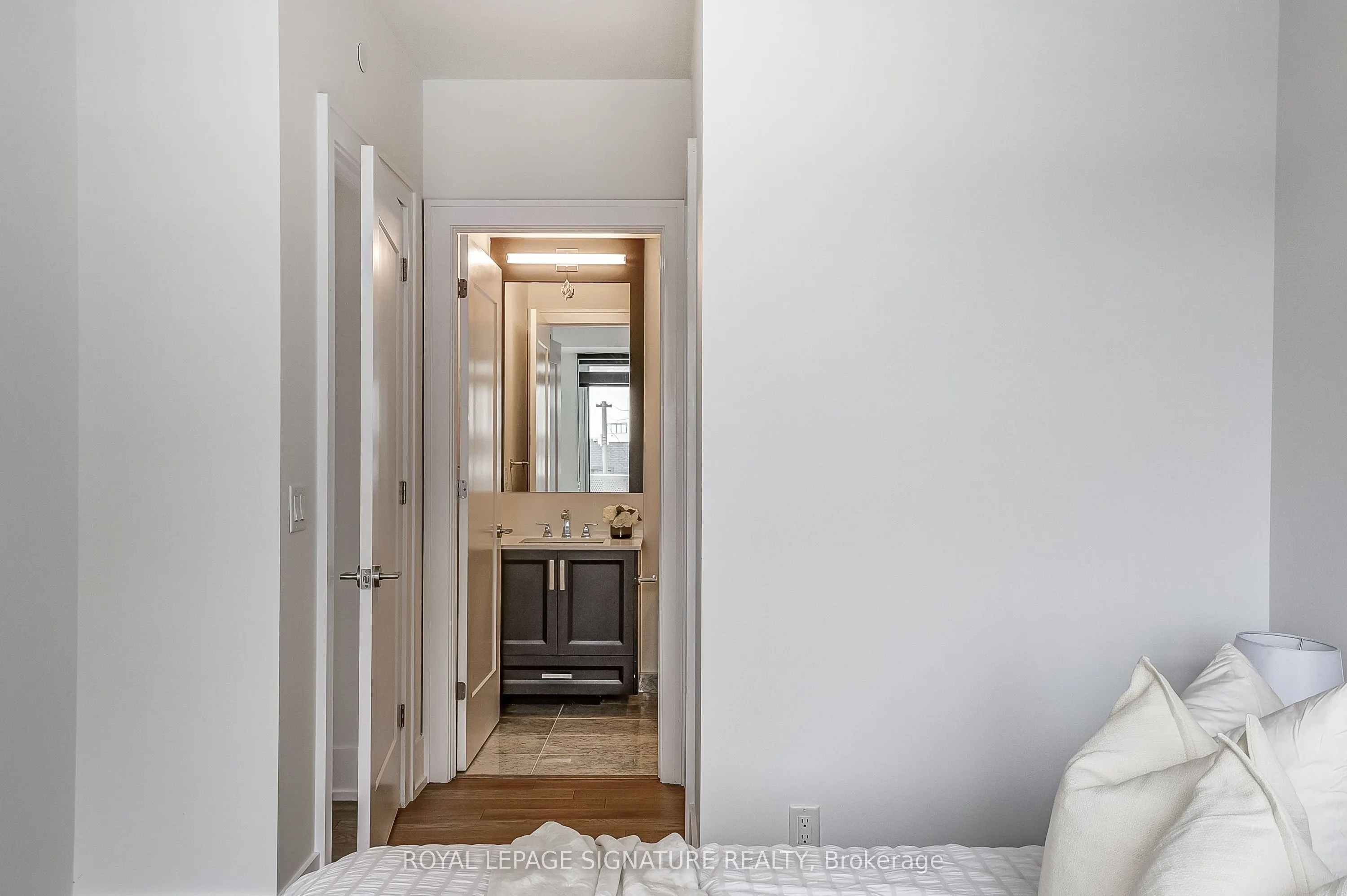 25 Adra Grado Way, #853