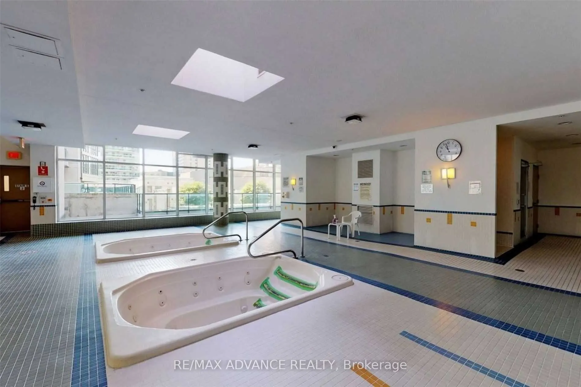 18 Harbour Street, #2109