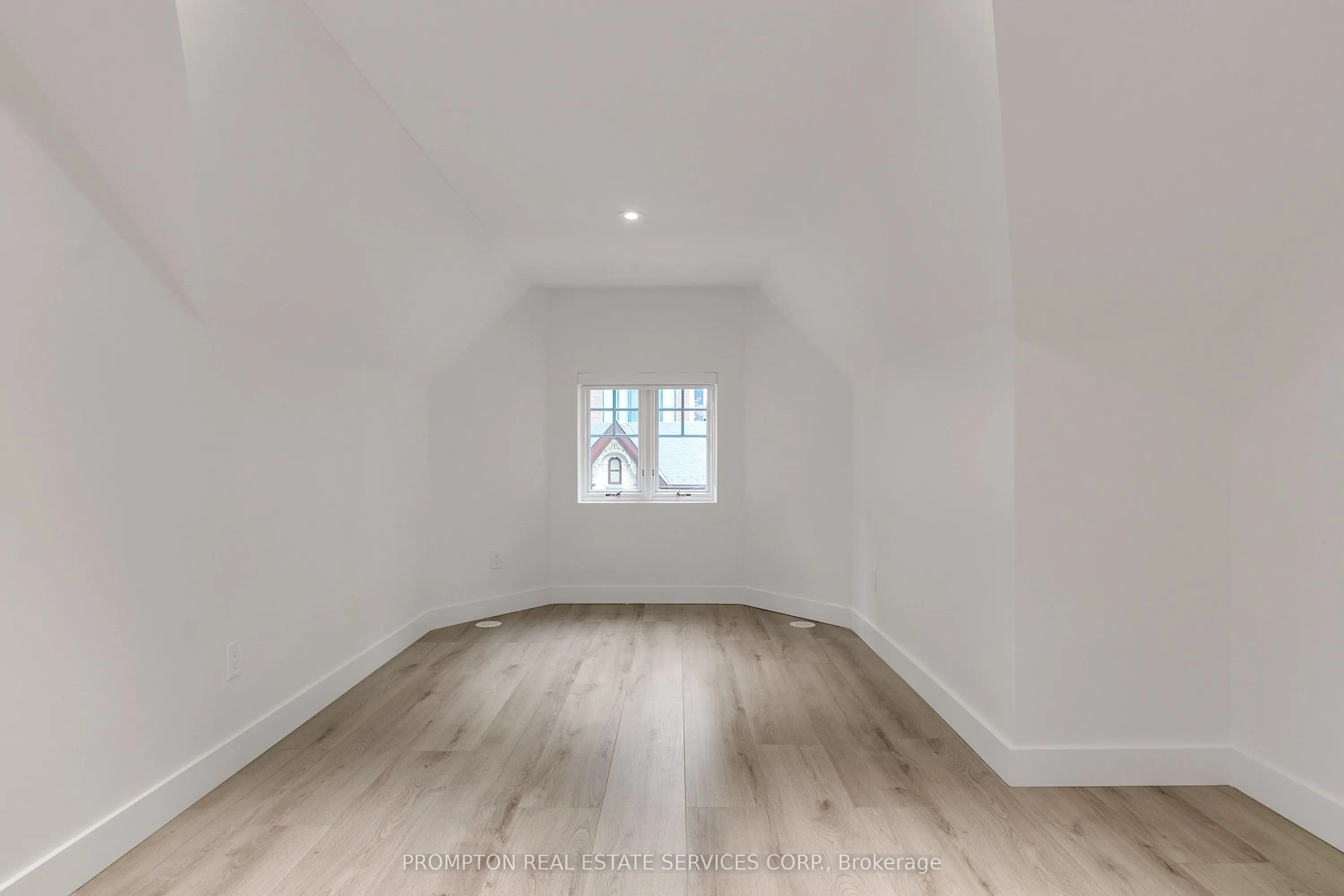 9 Gloucester Street