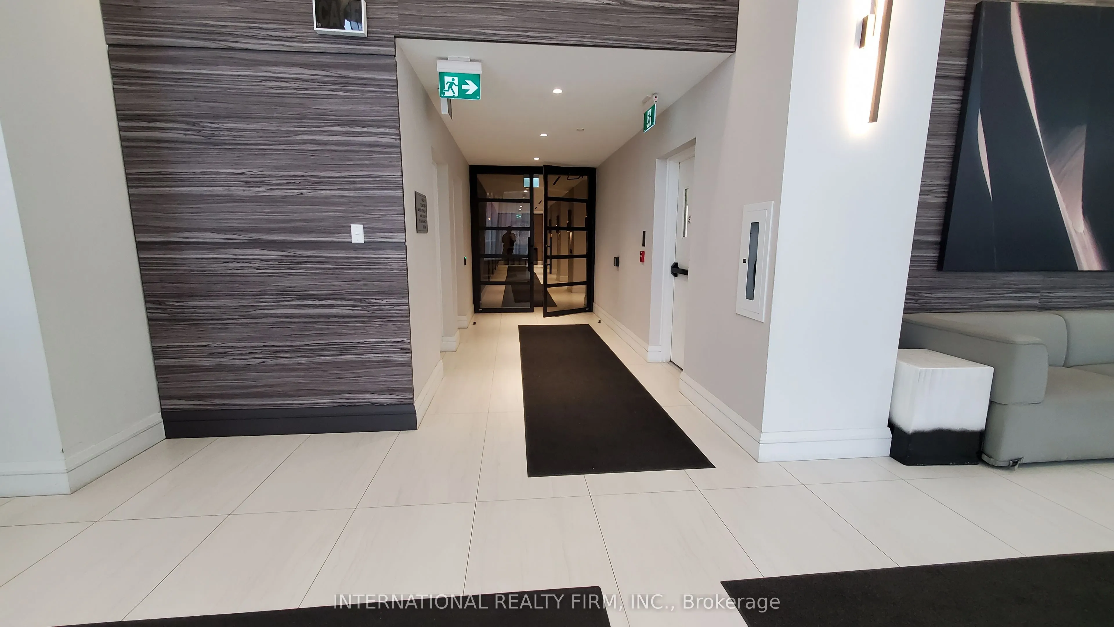 39 Roehampton Avenue E, #4605