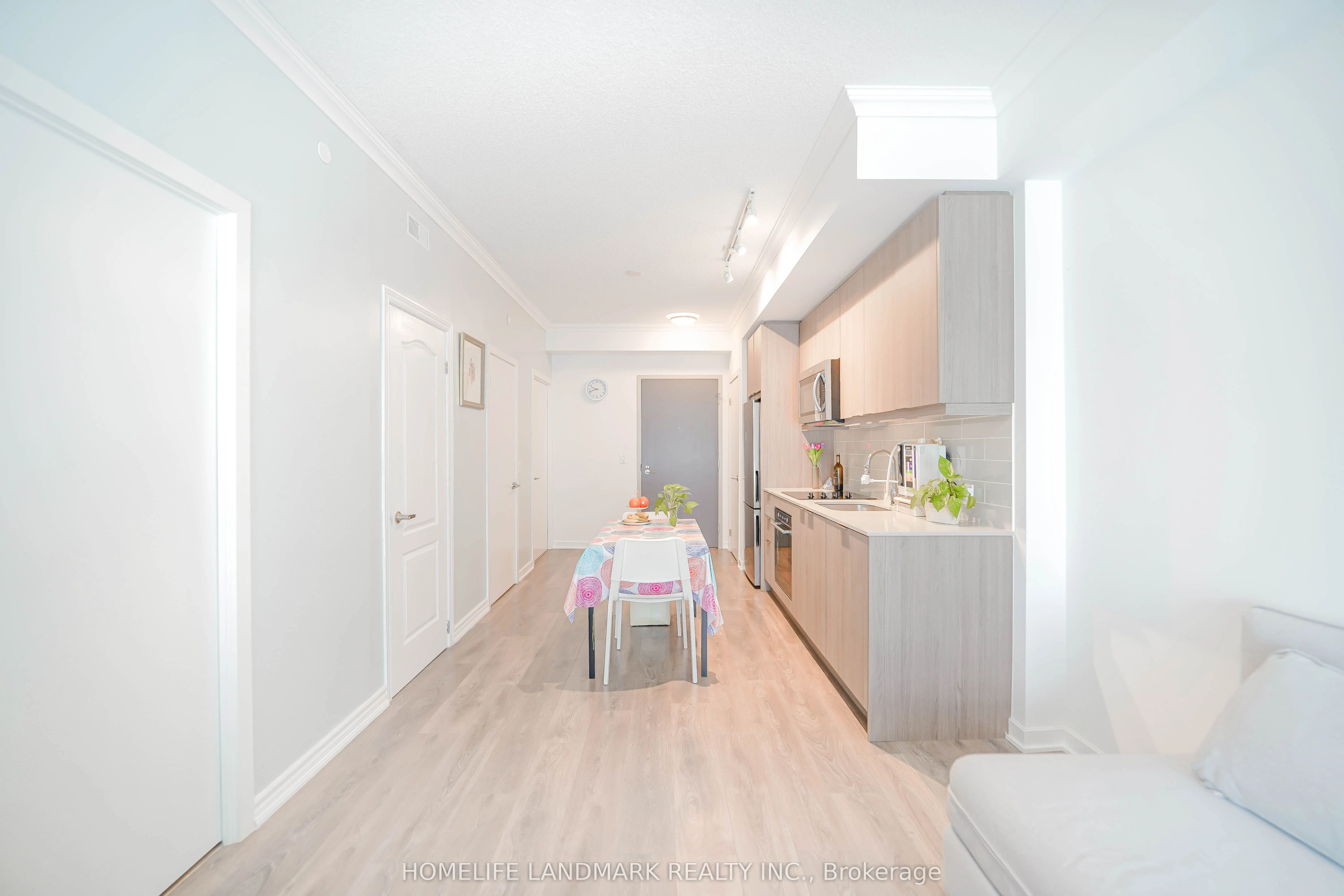 38 Forest Manor Road, #411